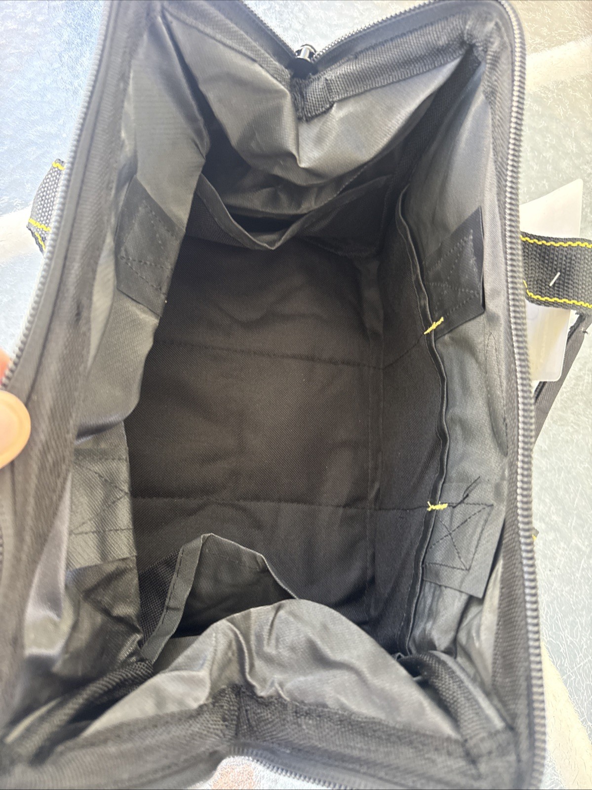 Voyager 12” Tool Bag New Unused Multi Pocket Tool Storage Bag