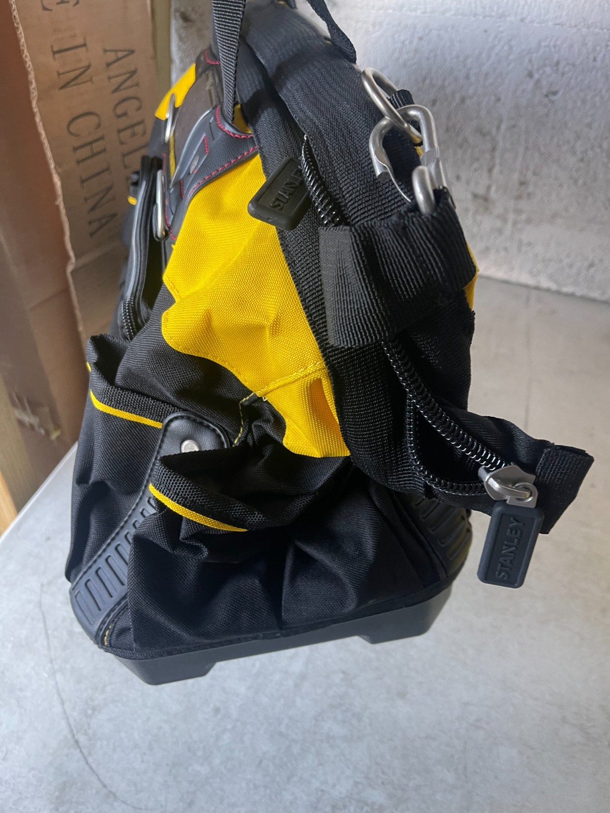 Stanley FatMax Technician Tool Bag Heavy Duty Hard Base Organizer NEW 18″