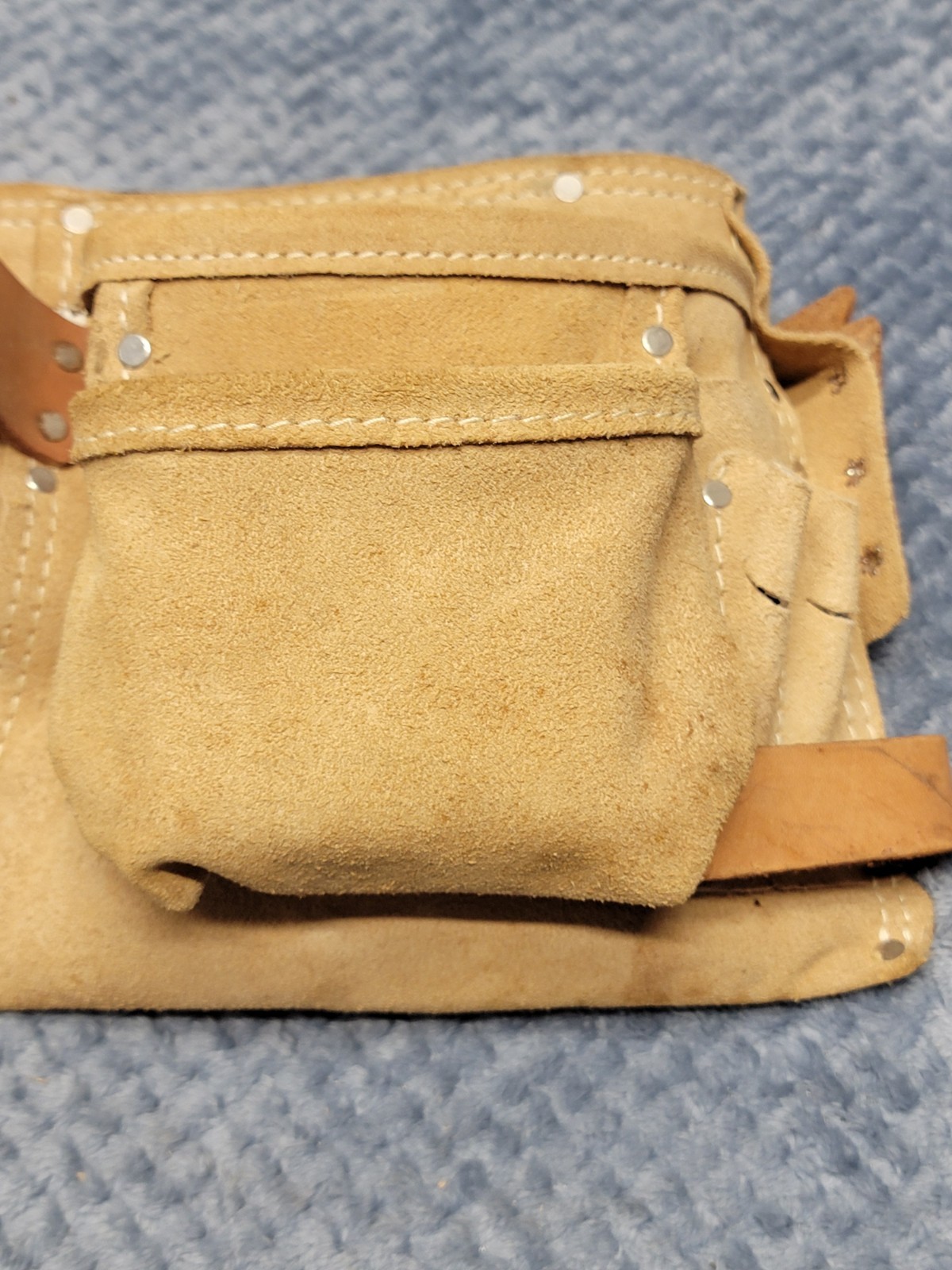 Vintage American Work Products LS-490 Leather Carpenter Tool Belt Pouch Tan