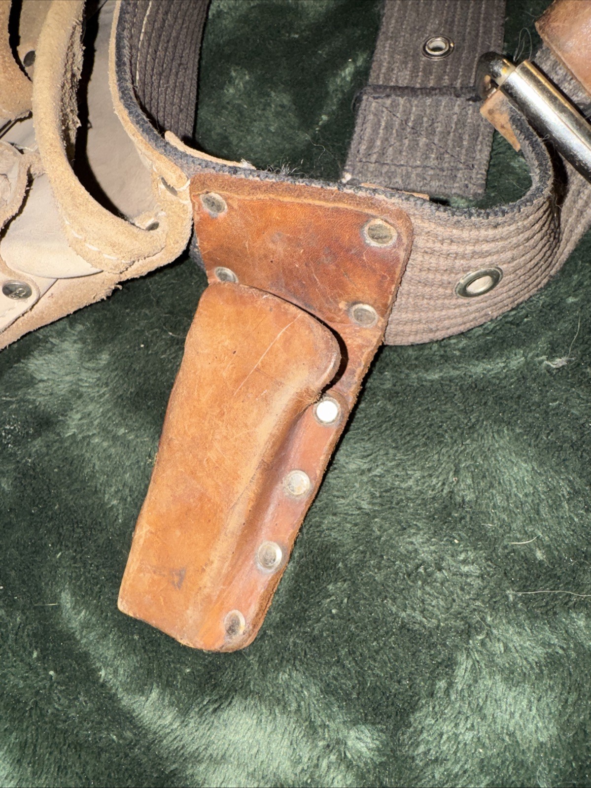 CLC Leather Tool Belt Custom Leather Craft No 175274 Adjustable Belt Buckle