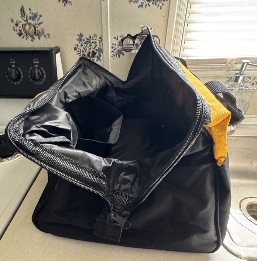 DEWALT 18″ Heavy Duty Contractor Tool Bag