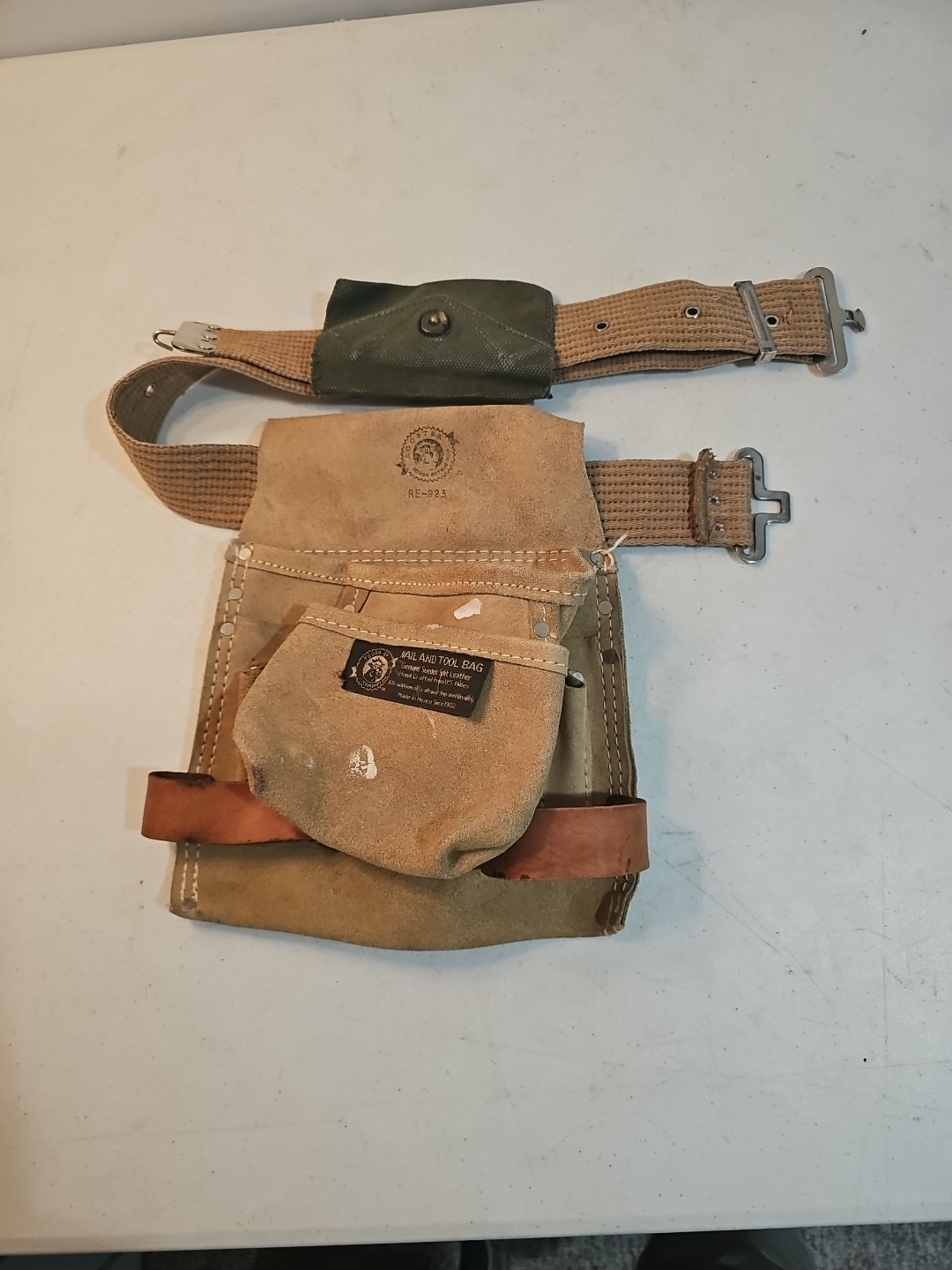 Rooster Tough Nail And Tool Bag Belt Tooled Suede Leather Hide R-823