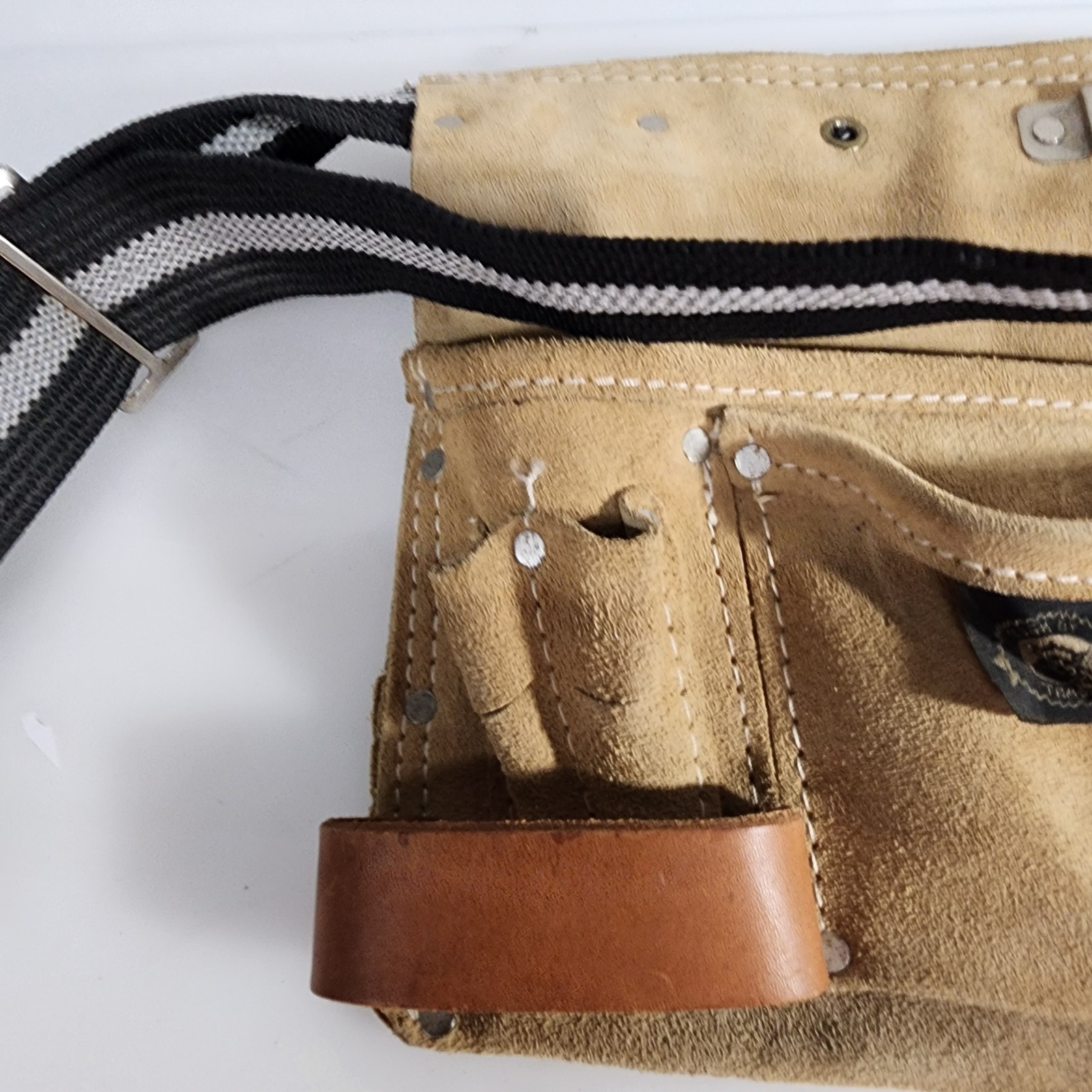 Leather Tool Belt Soft Leather Pouches / Holders and Tool Loops Adjust Belt
