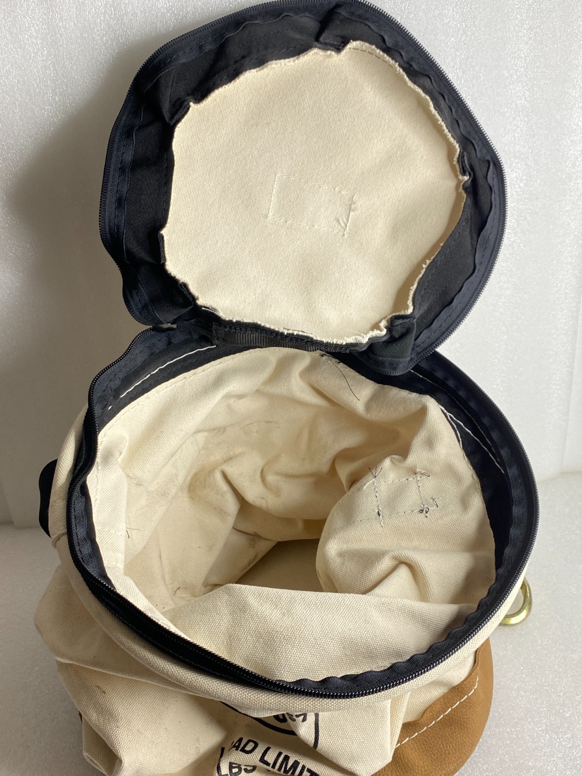 Klein Tools 17″ H/14” W 150lb. Canvas Bucket With Zip-Close Top & Leather Bottom