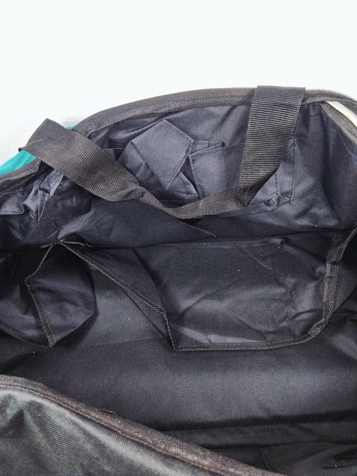 Large Makita Tool Bag/ Case 26″ Heavy Duty Canvas 831269-3 Wheels Handle 18 Volt