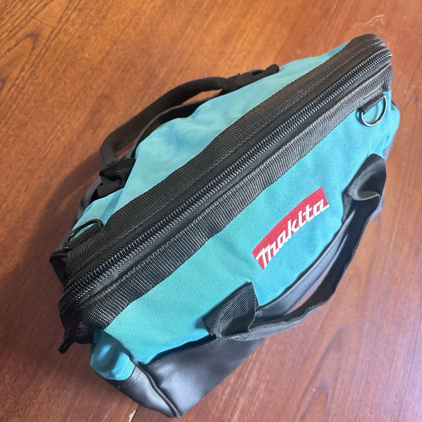 Makita Heavy Duty Contractor Tool Bag w/Inside Pockets No Shoulder Strap EUC
