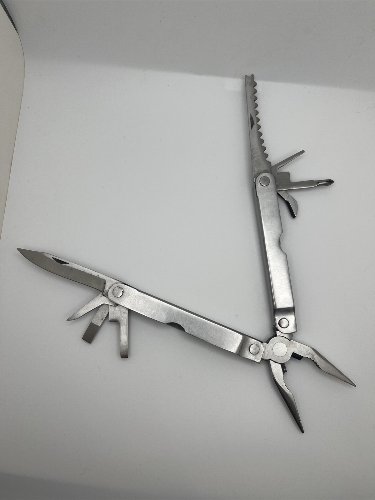 Alltrade 9-in-1 Stainless Steel Multi-tool with Pliers