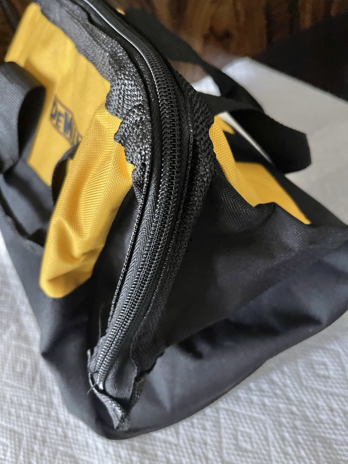 NEW Dewalt Large Nylon 13 x 10 x 10 Collapsable Tool Bag Tote
