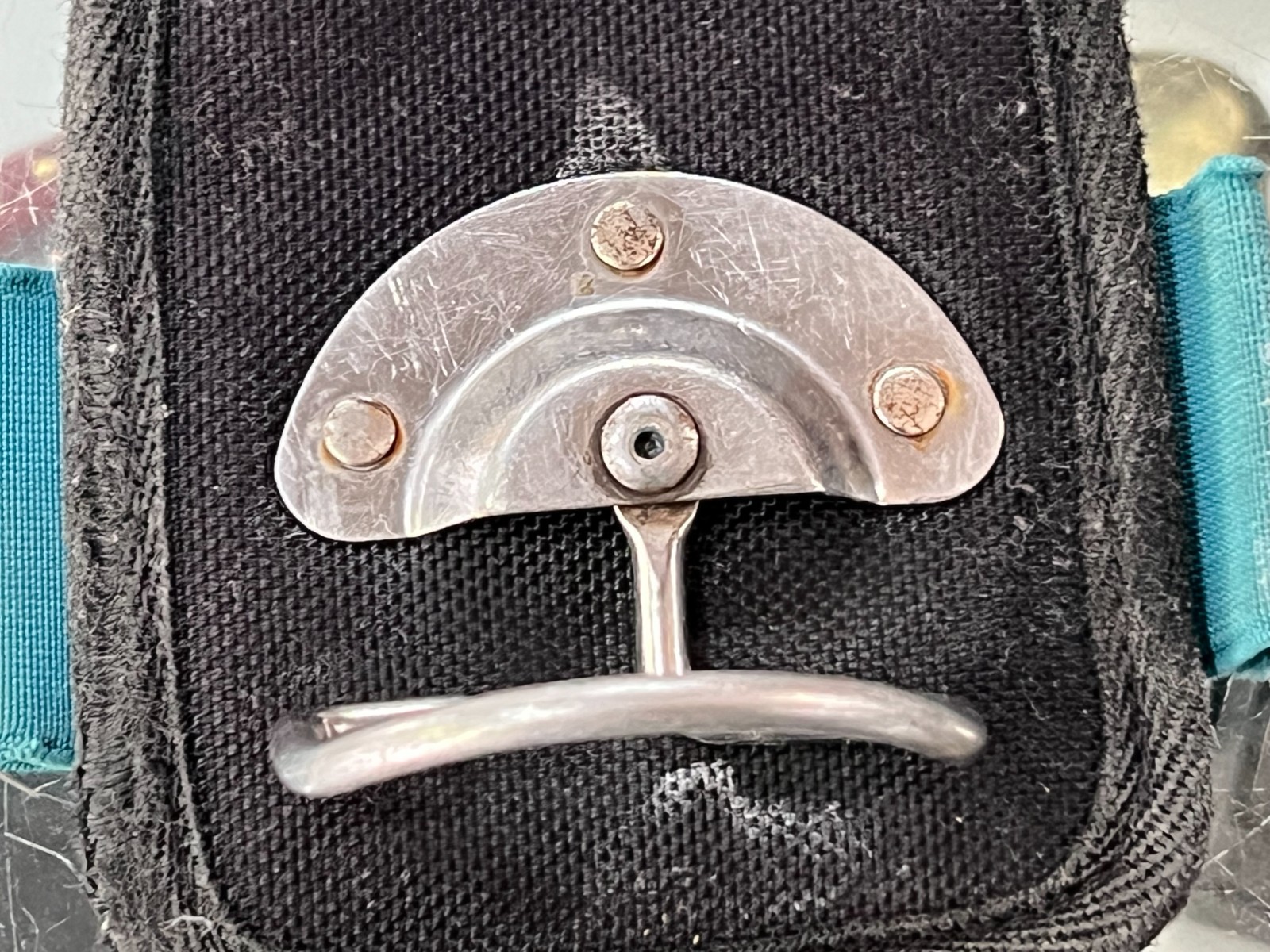 MAKITA LOOPED HAMMER & AXE HOLDER