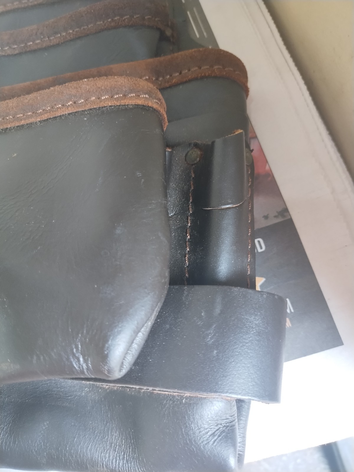 Voyager Oil Tanned Leather Tool Pouch 47635 Brown Rivet Reinforced Pockets