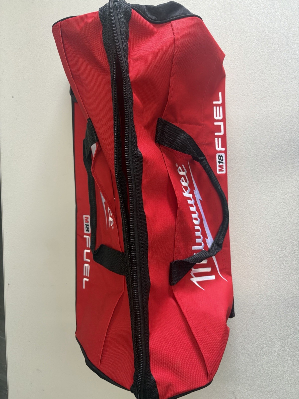 Milwaukee M18 XL Fuel Heavy Duty Soft Side Contractor Bag