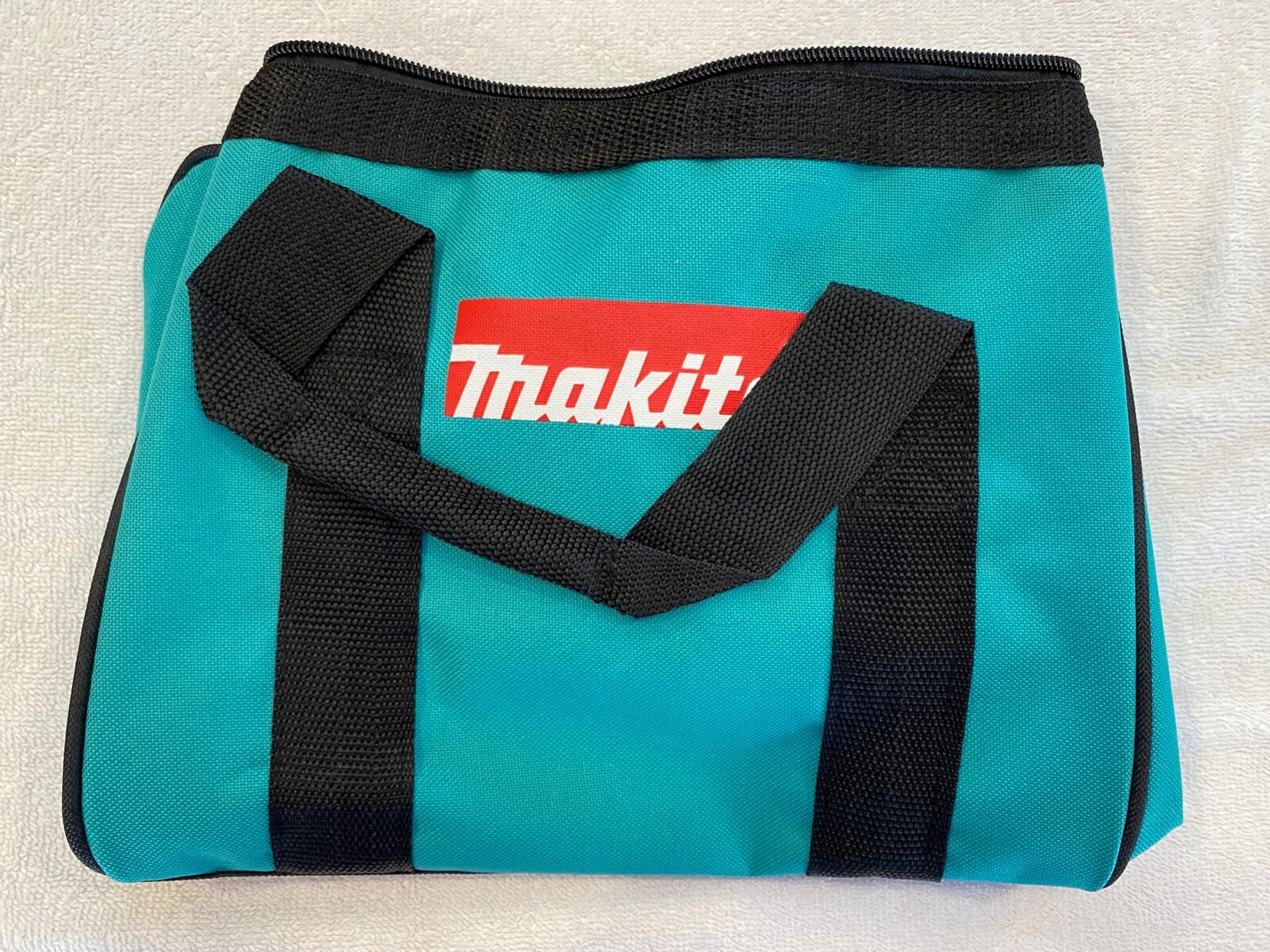 New Makita 11” Small Contractors Tool Bag 11”x10”x8”