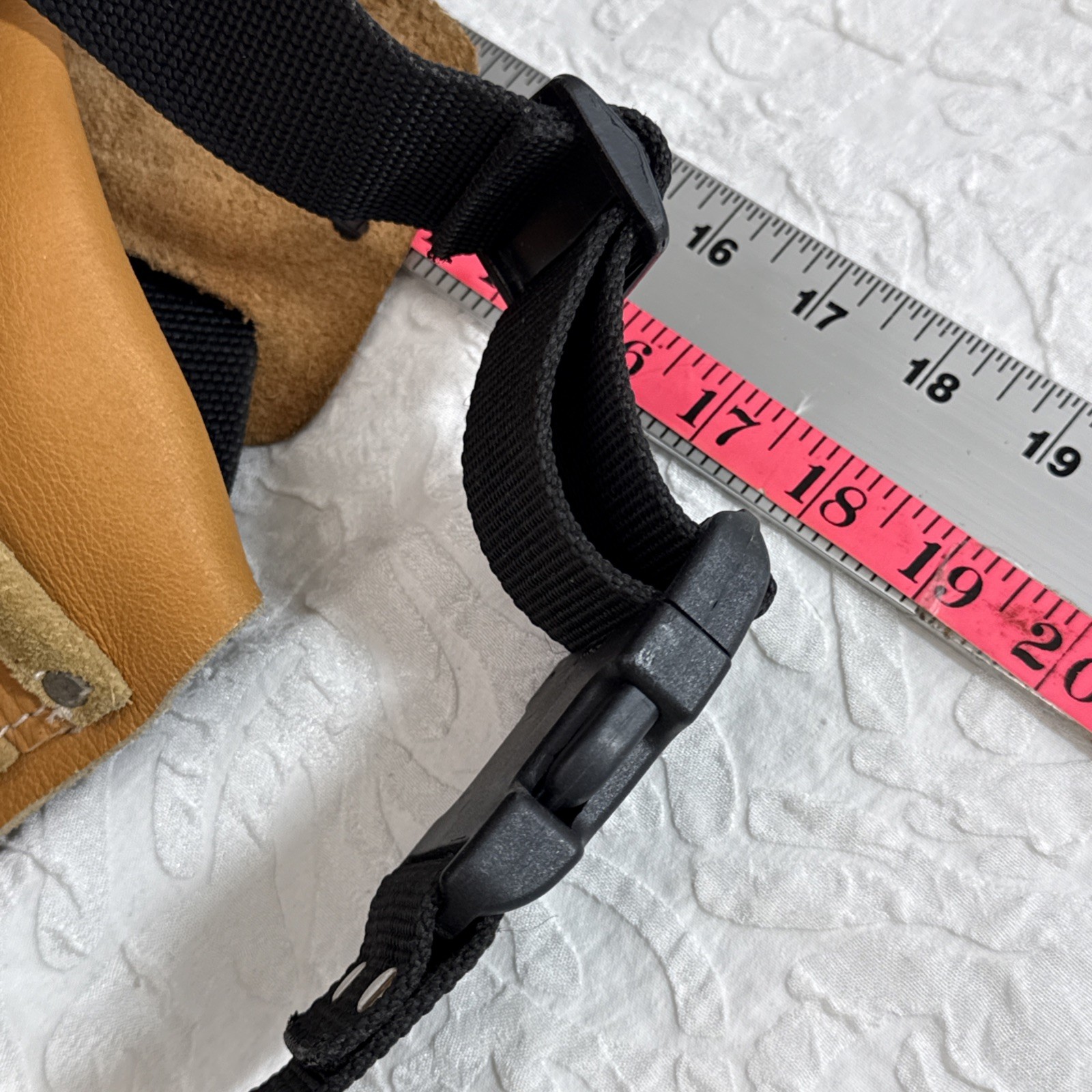 CRAFTSMAN LEATHER TOOL CARPENTER’S BELT POUCH W/BELT #940645 And #664 Lot