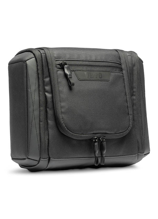 Veto Norwalk 8.85L hanging zippered toiletry bag