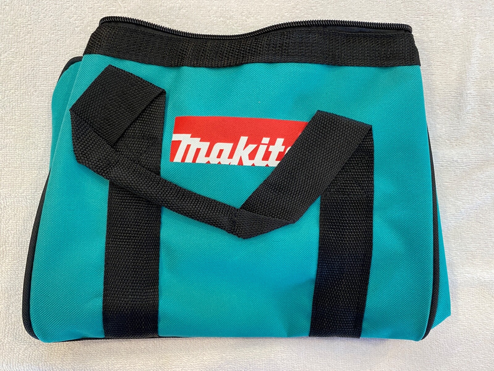 New Makita 11” Small Contractors Tool Bag 11”x10”x8”