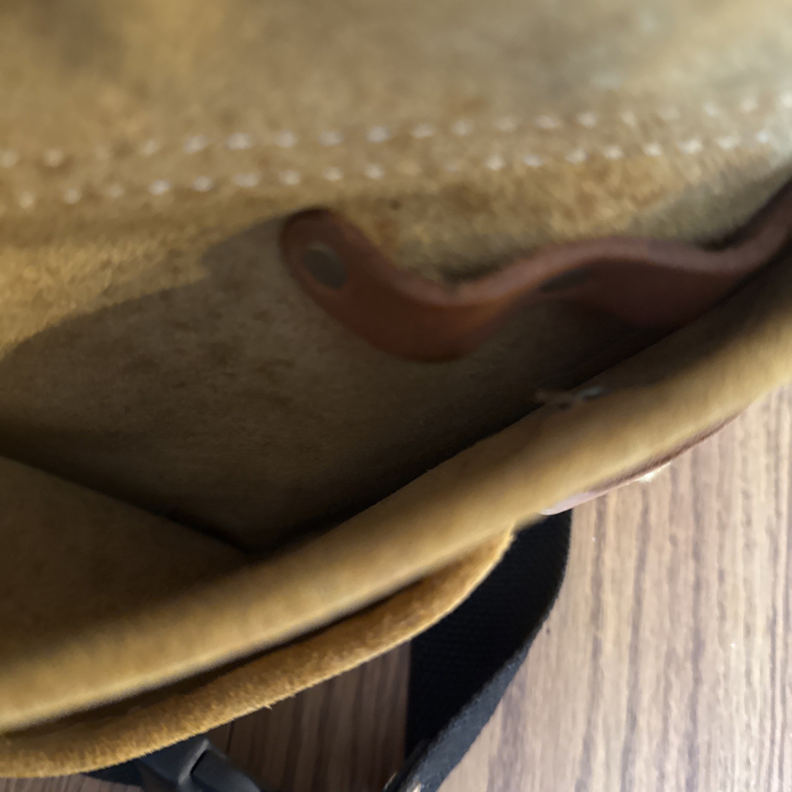 CLC Work Gear Suede Leather Tool Pouch with Belt Carpenter Electrician Holder