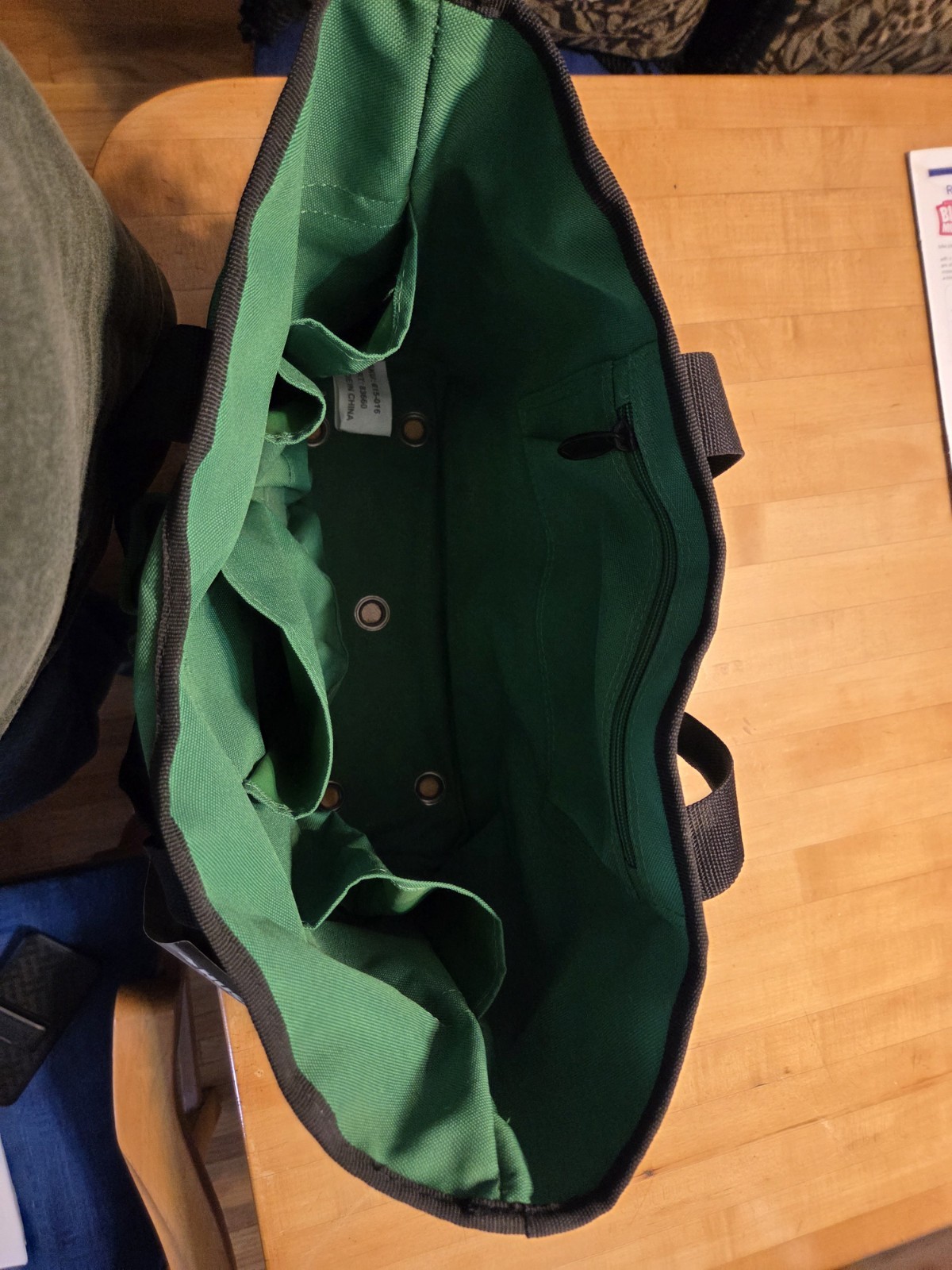 Husky Brand 14in Garden Bag NWT