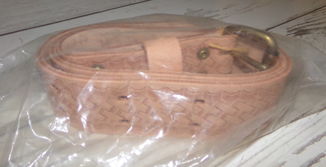 Klein Tools 5415 – Medium Tan Heavy Duty Embossed Tool Belt