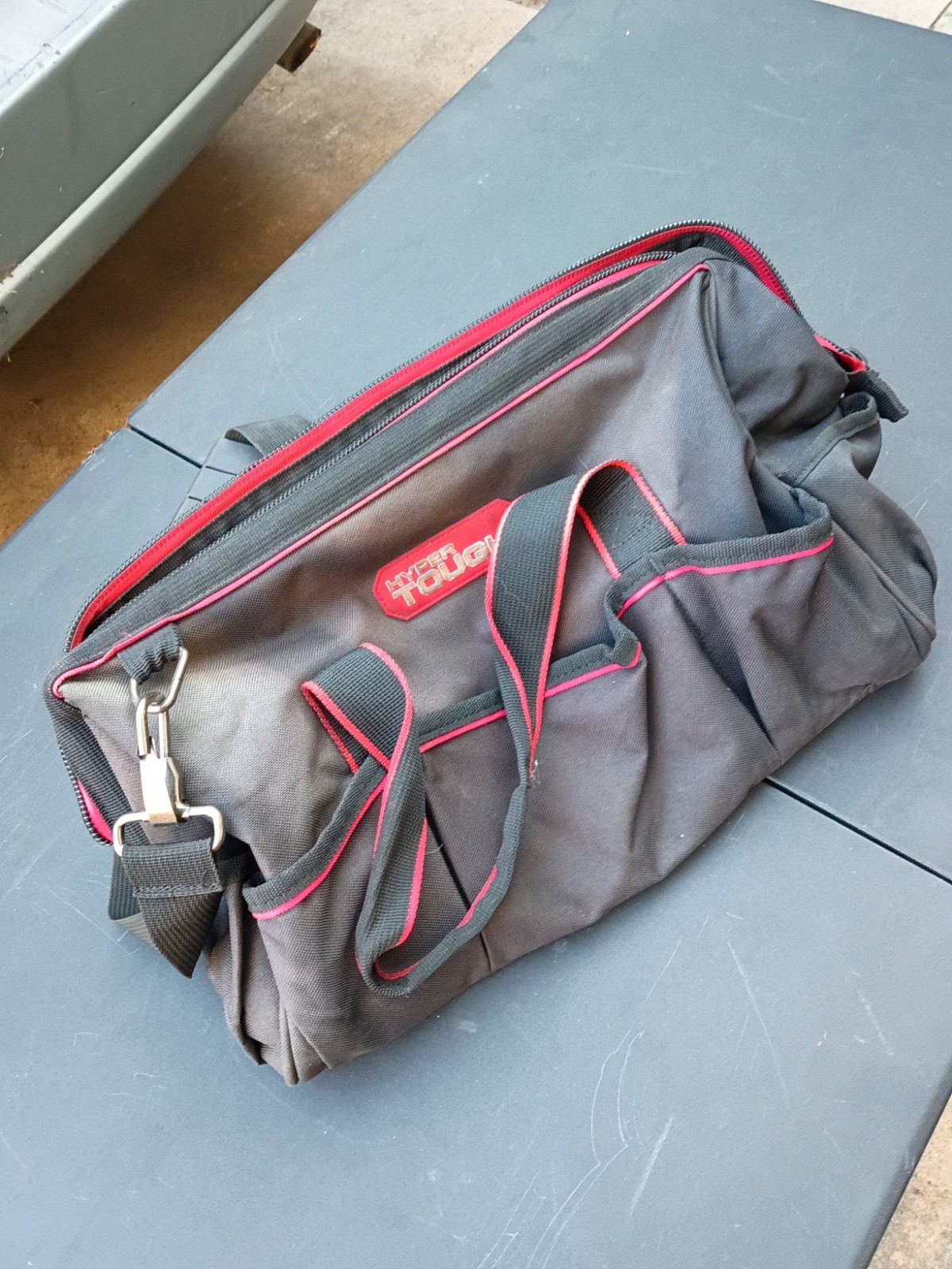 HYPER Tough Medium Black/Red Polyester Tool Bag Zipper Closure w/ Handles