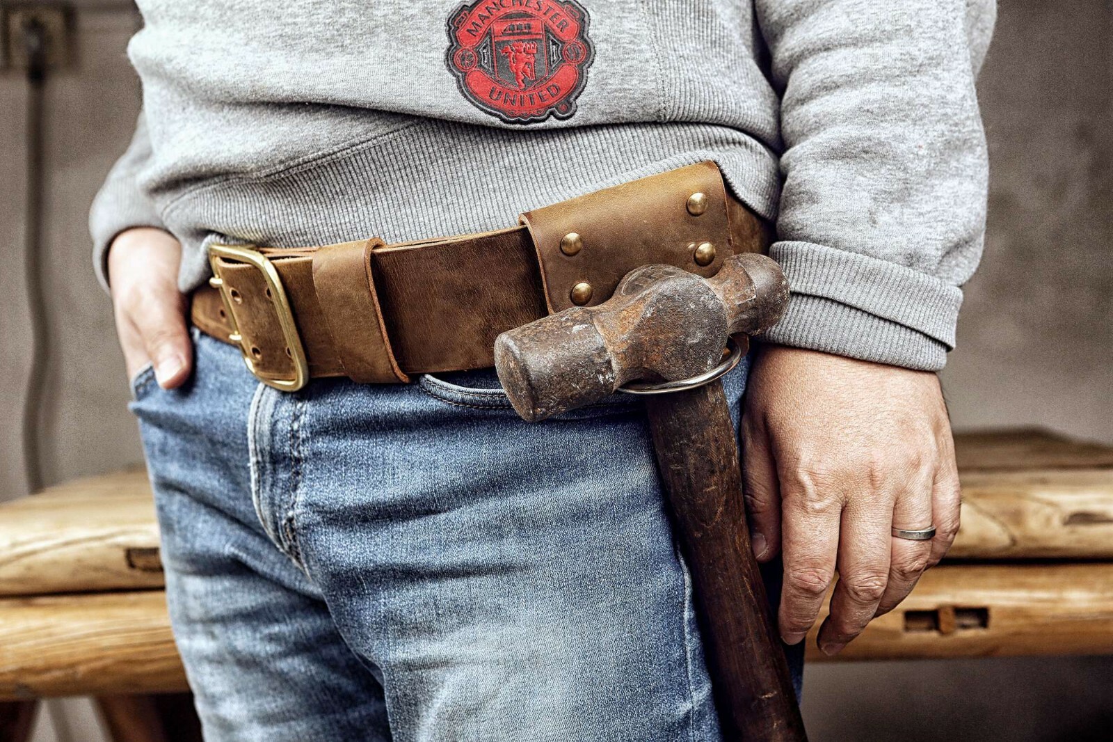 Heavy duty leather hammer belt holder leather tool belt hanger for hatchet axe