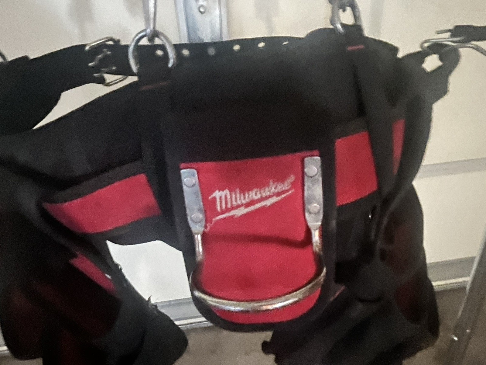 Milwaukee 48-22-8120 30 – 53-Inch 24-Pocket Suspension Rig Contractor Work Belt