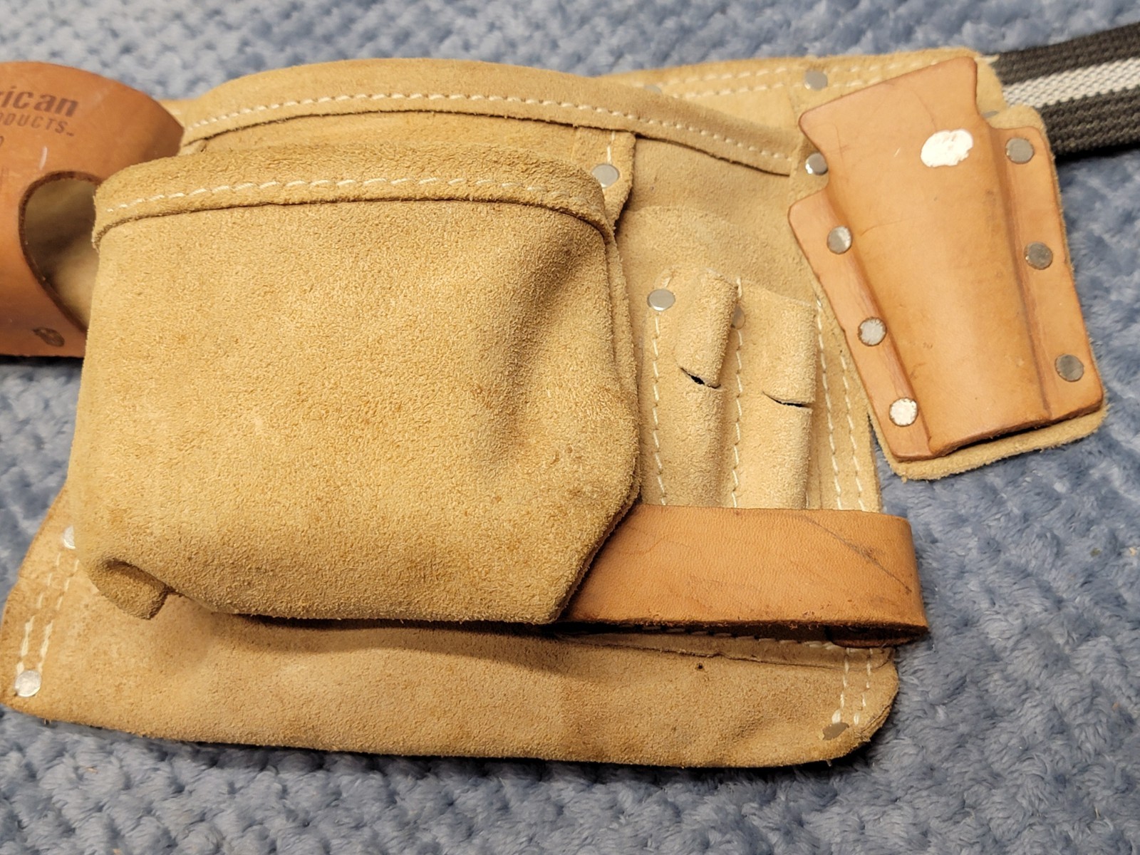 Vintage American Work Products LS-490 Leather Carpenter Tool Belt Pouch Tan