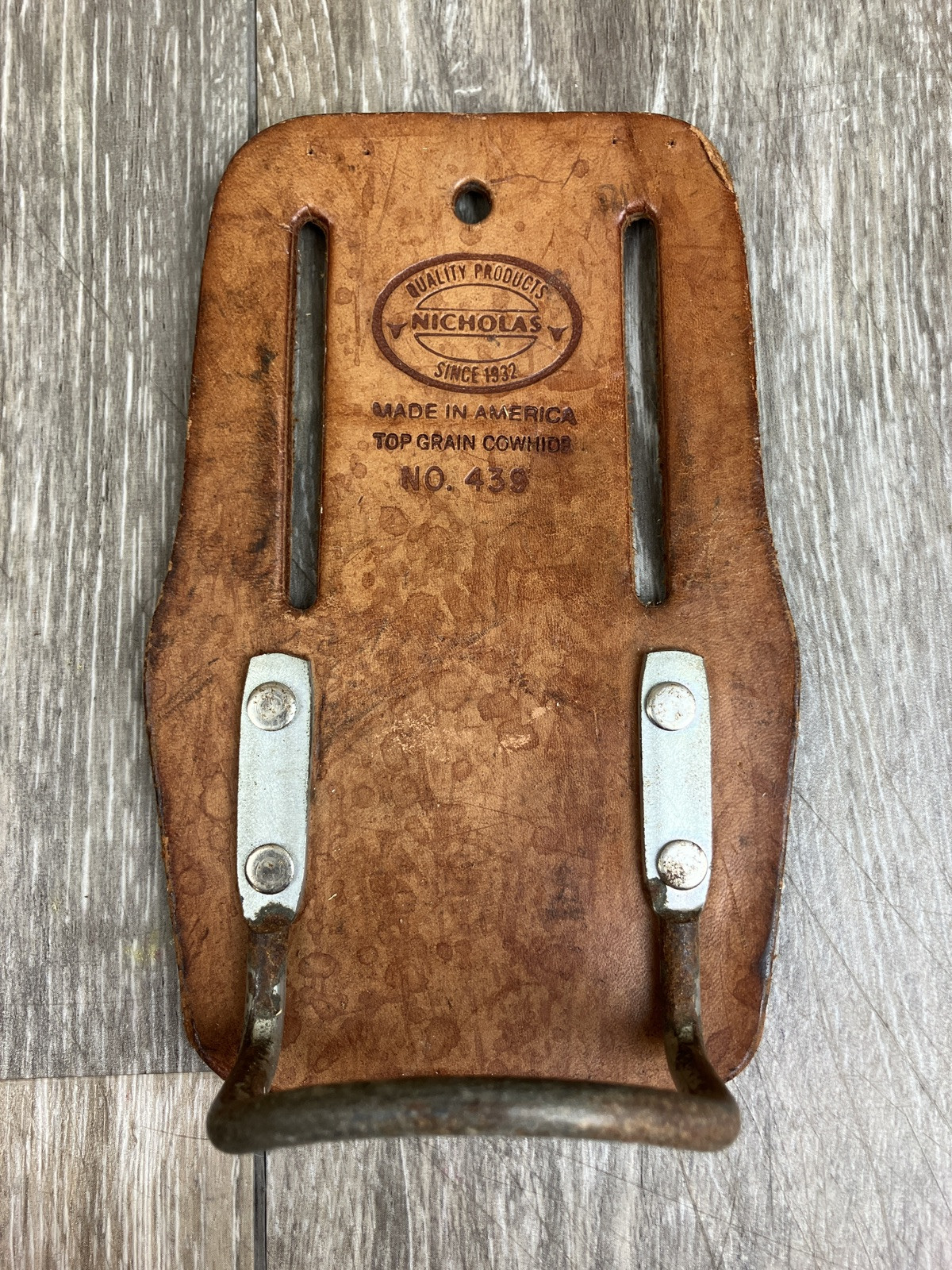 Nicholas Cowhide Hammer Loop Top Grain #439