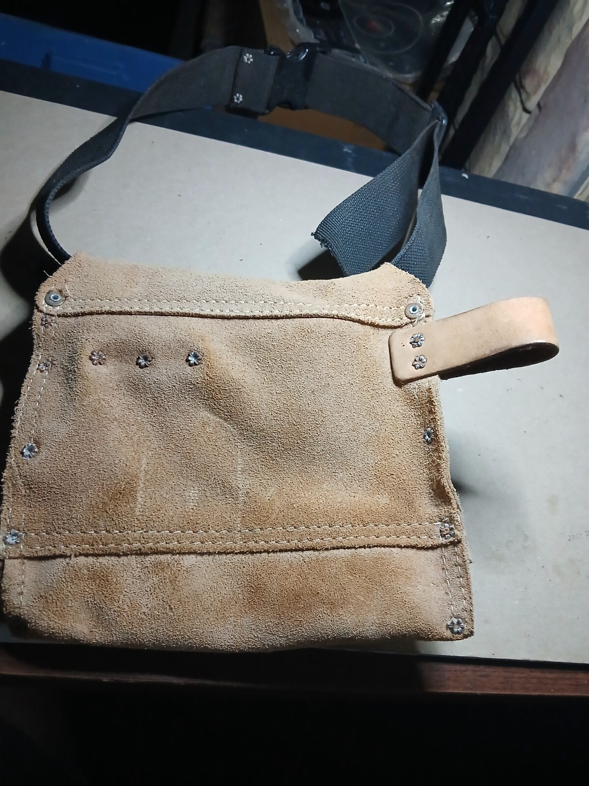 CLC # IPK489X Work Gear Softy Leather Pouch 7 slots with belt