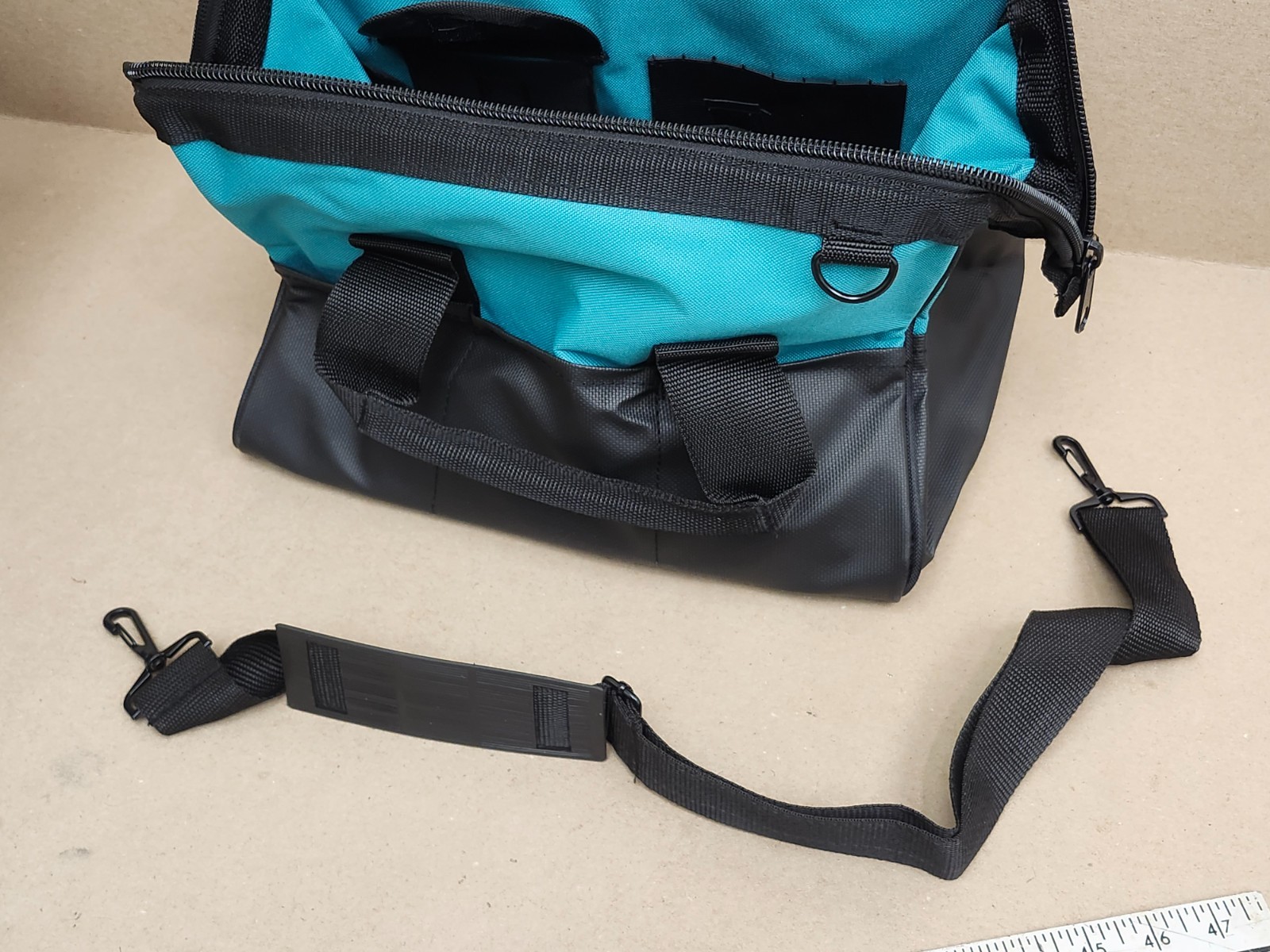 Makita 831253-8 Tool Bag, 14″X11»X9»