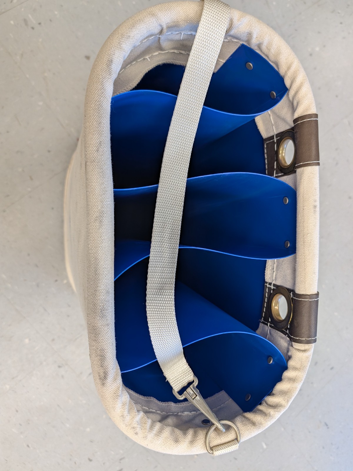 New Estex Tall Hard Side Divided Canvas Aerial Tool Bucket 1807-3- F.Ship