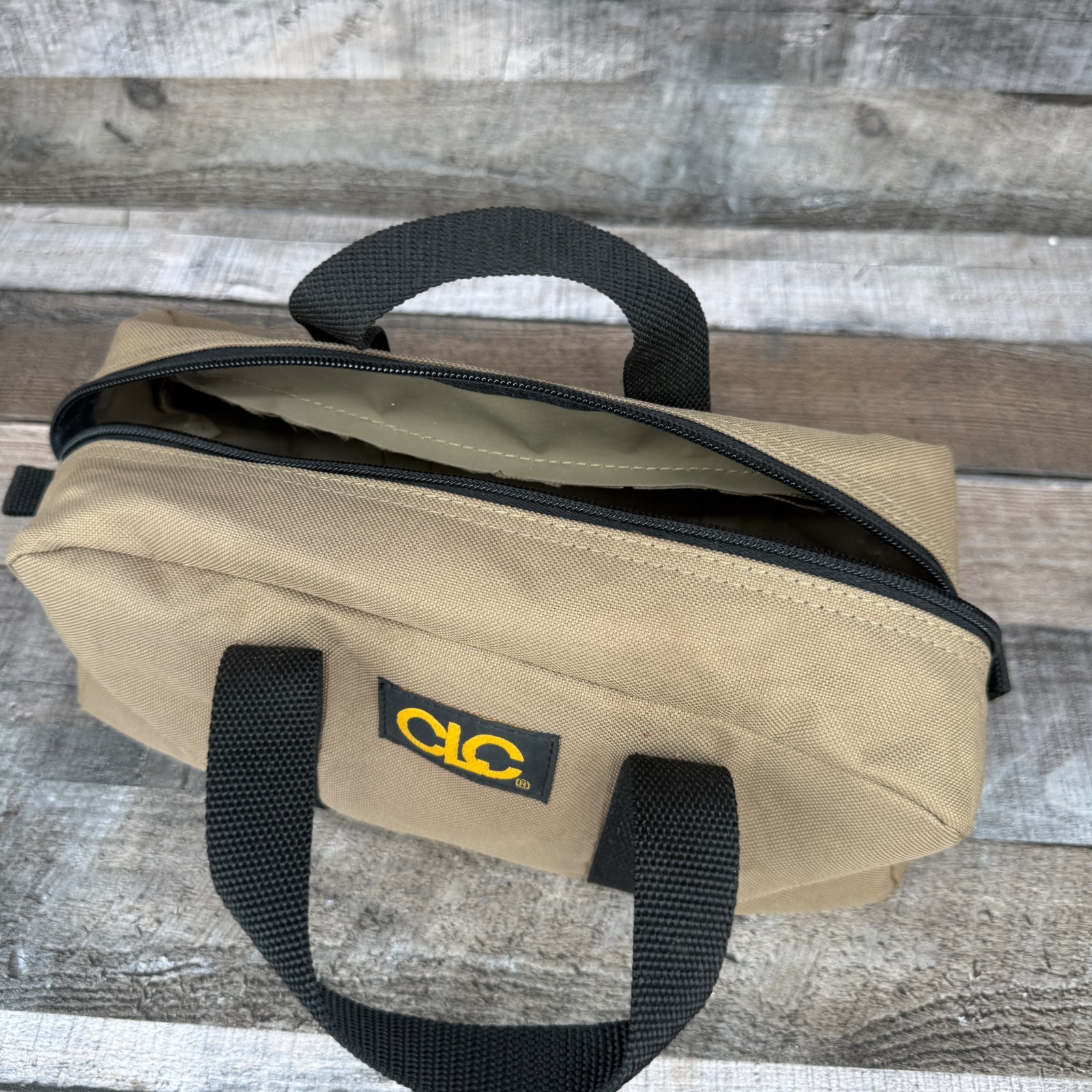 CLC Custom Leathercraft 1107 Utility Tote Missing Zipper