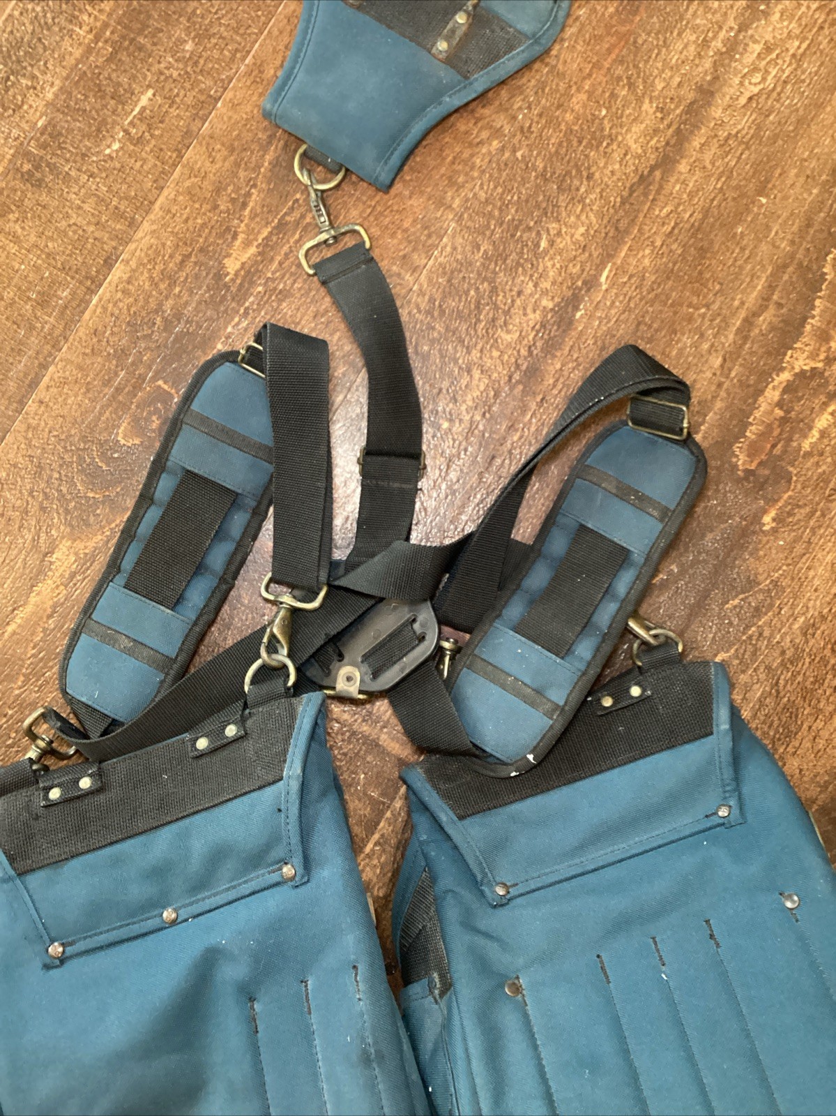 Custom Leathercraft (CLC) tool belt system, model 1614 With Extra Tool Holder