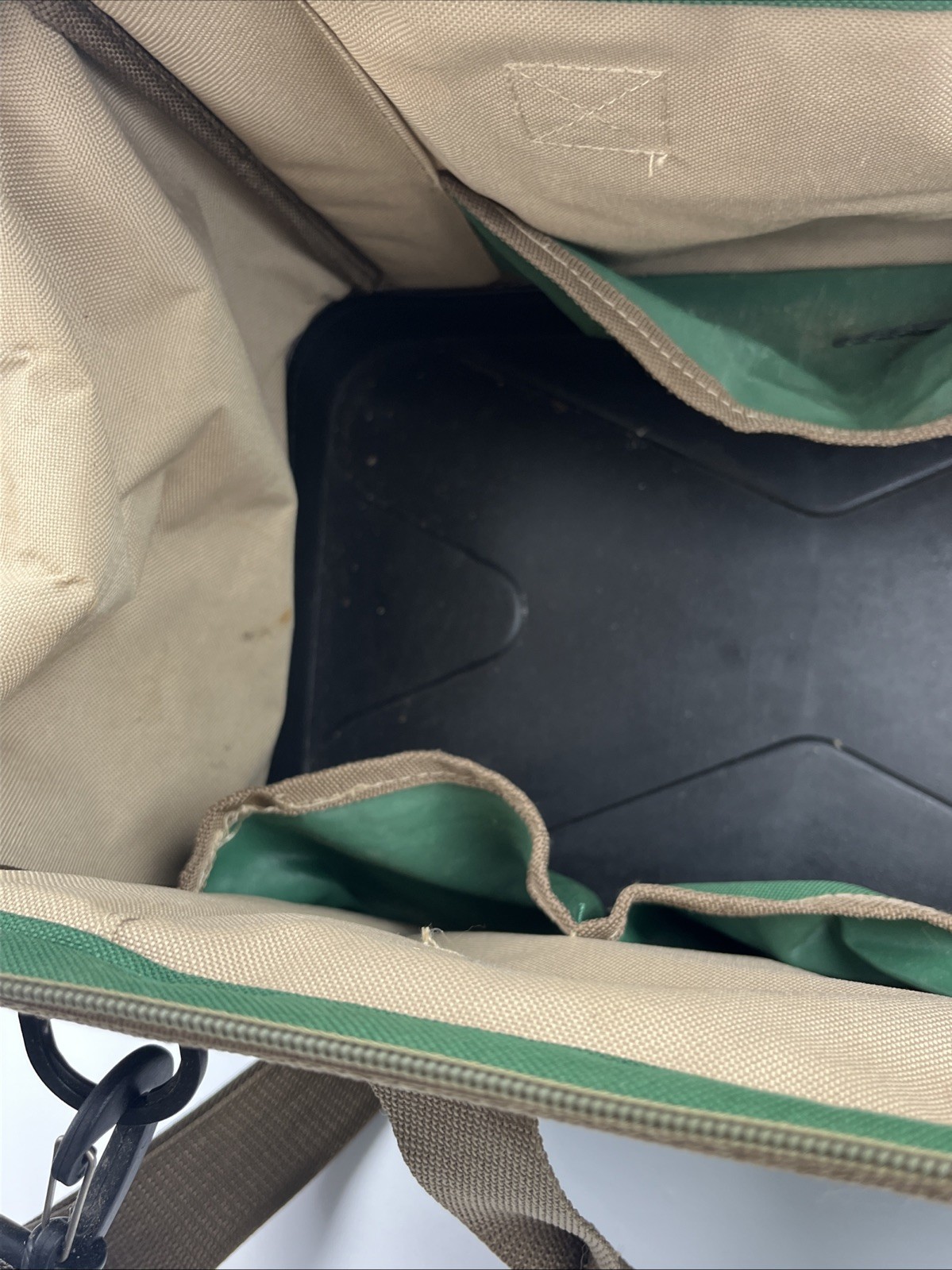 STANLEY 16″ Open Mouth Zipper Top Pockets Tool Bag Hard Bottom Green 16x11x9″