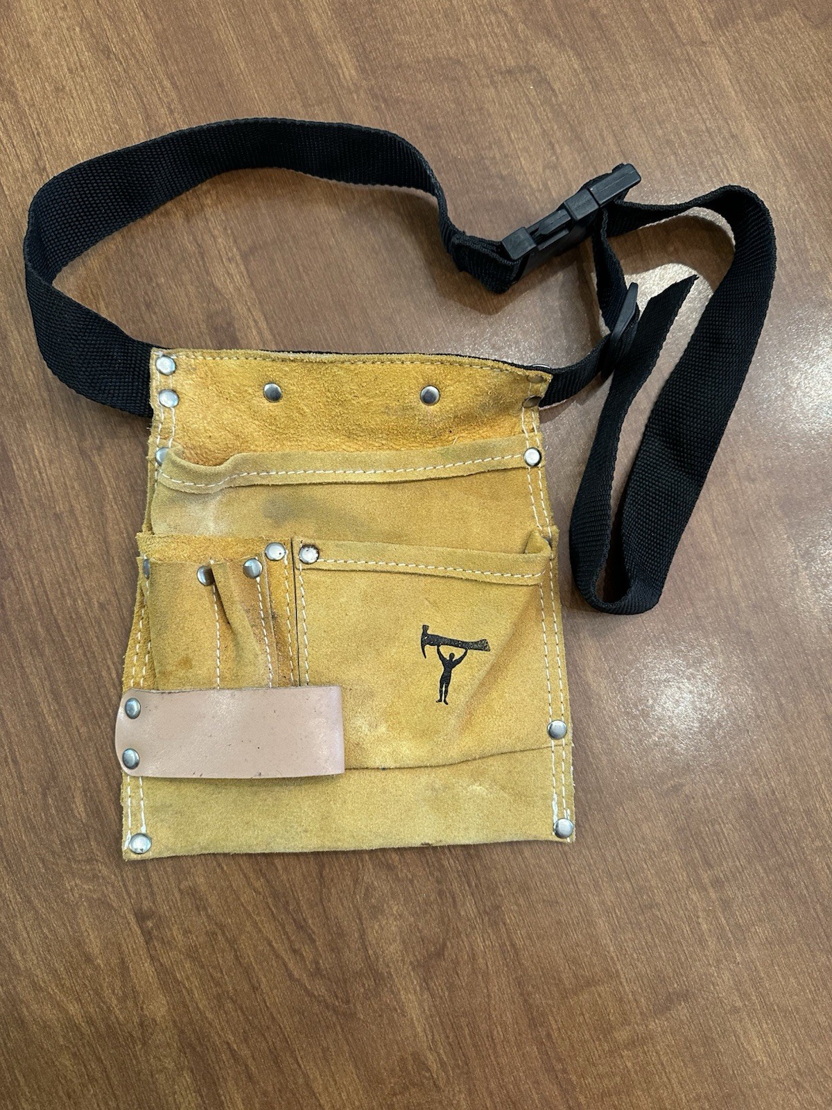 Tool Pouch Leather Bag w 32″ Nylon Strap – 8 x 6.5″