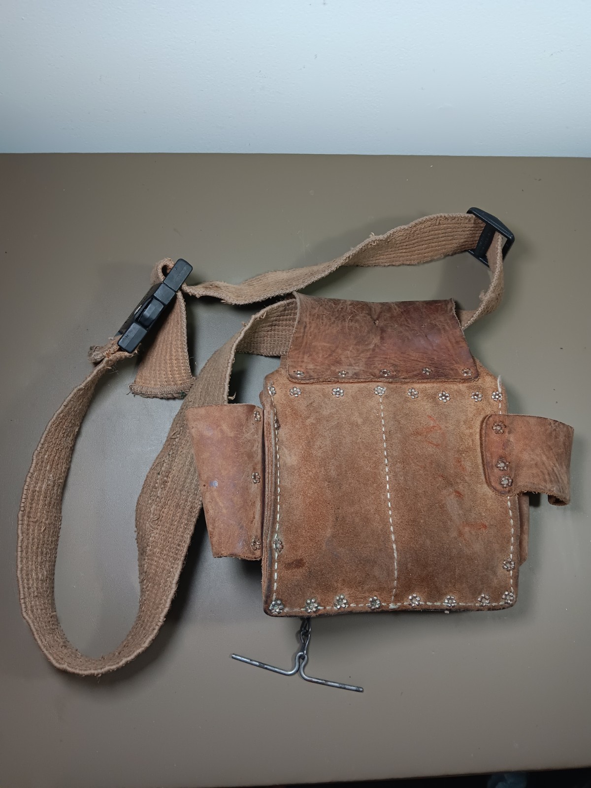 Vintage Sears Craftsman Leather Tool Belt Pouch Pre-Owned