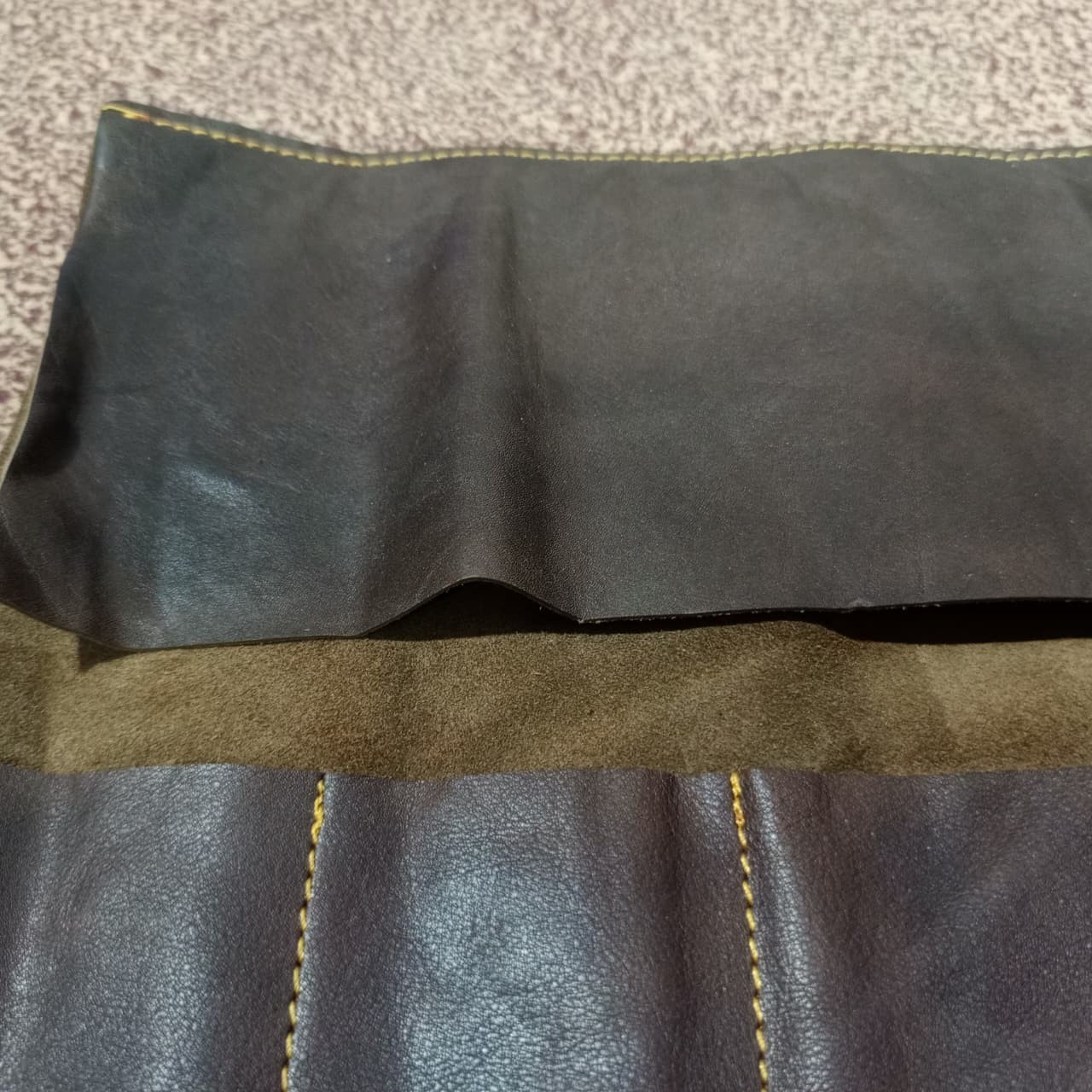 Brown Leather Tool Roll with Antique Worn look Finish 7 Tool Pockets