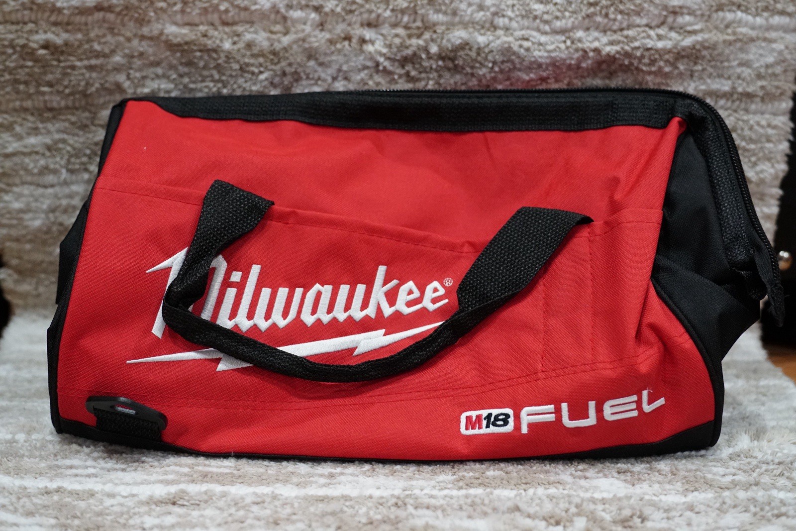 Genuine Milwaukee FUEL M18 16” Heavy Duty Contractors Tool Bag 16” x 10” x 10”