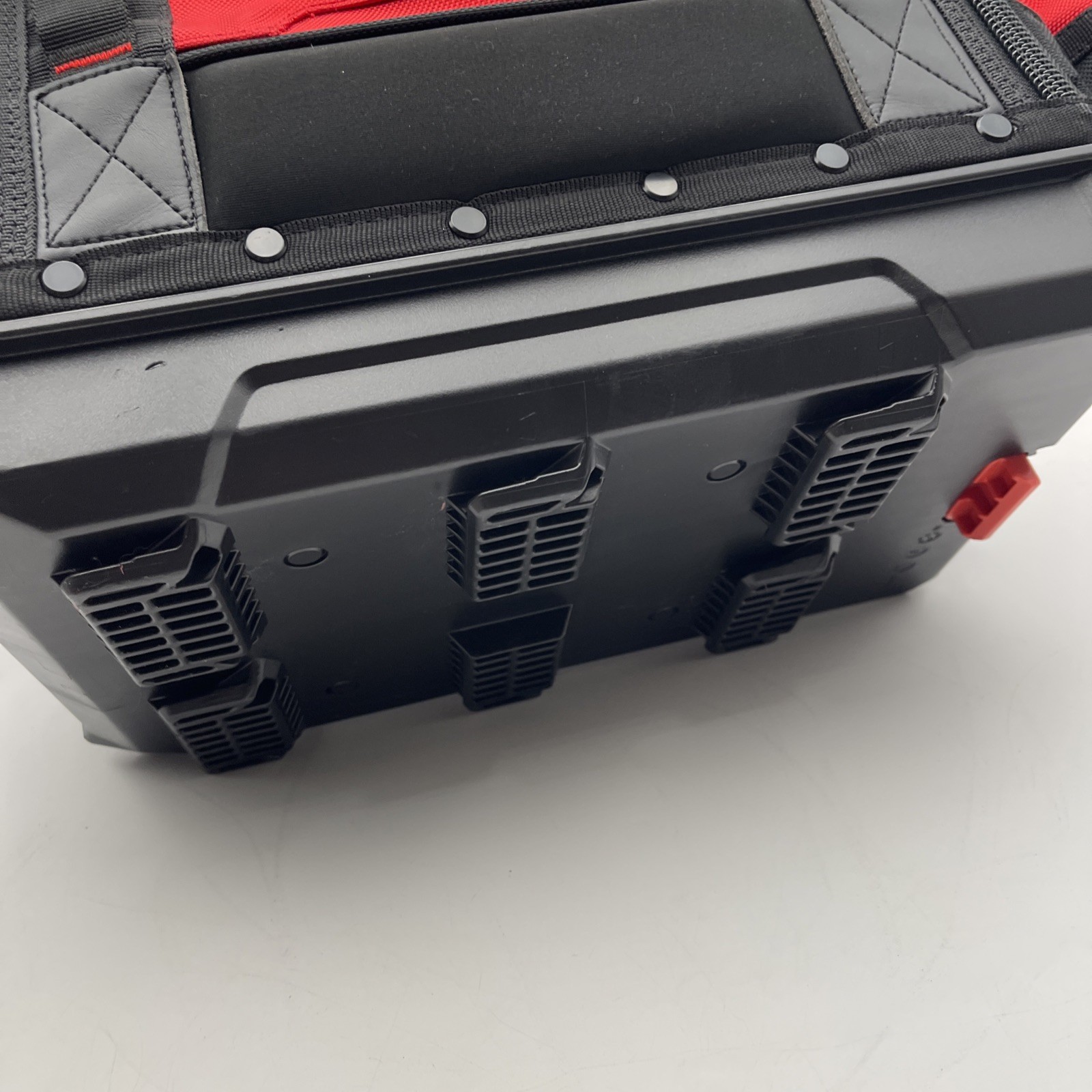 Milwaukee 48-22-8316 PACKOUT 15″ Structured Tool Bag 🔥NEW🔥