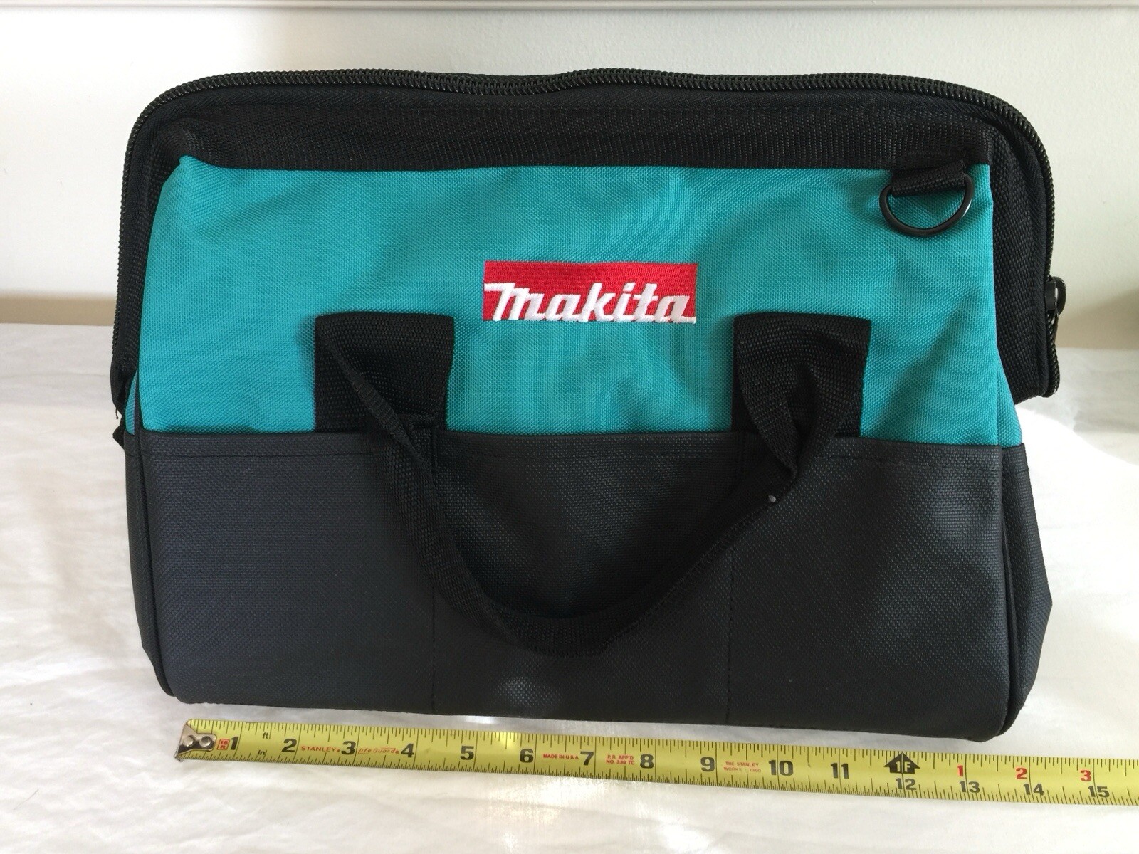 NWOT Makita Tool Bag W/ Shoulder Strap Blue Black 15”X8”X10” With Inner Pockets