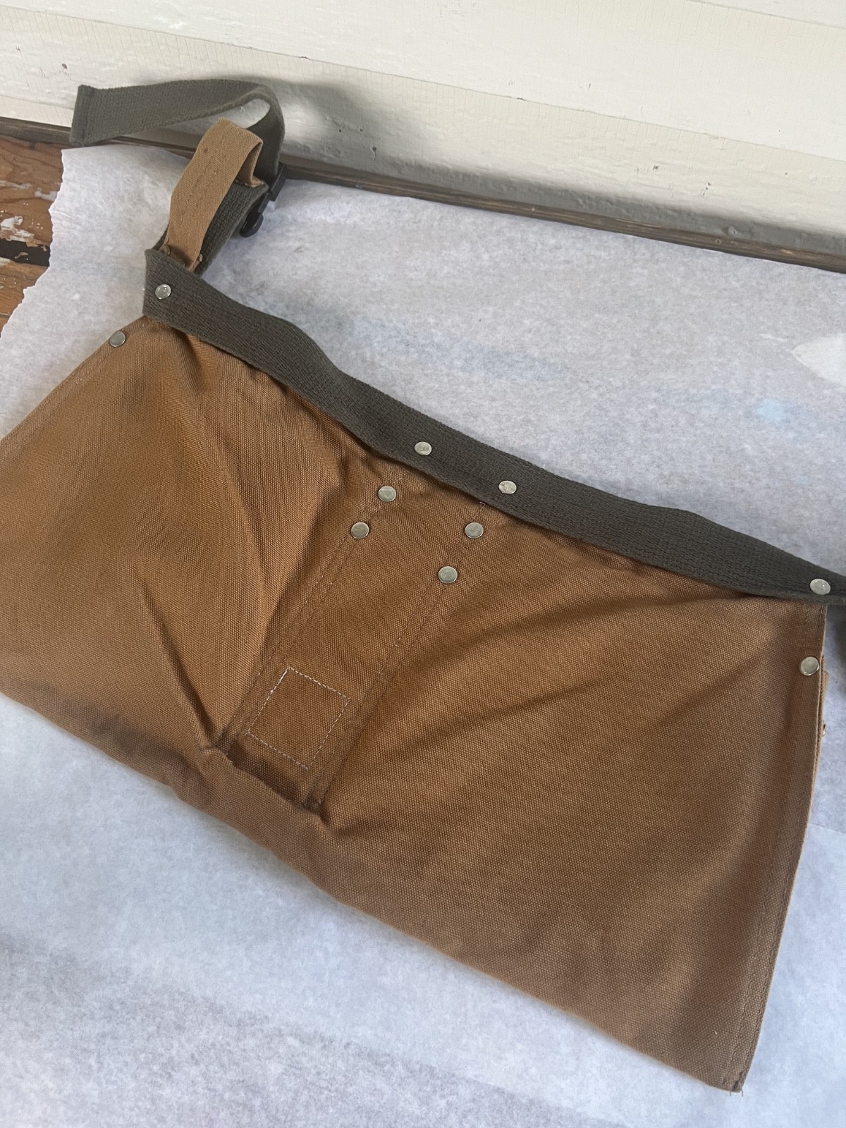 Vintage Carhartt A09 BRN Duck Canvas Tool Apron Waist Bag Made in USA Brown S/M