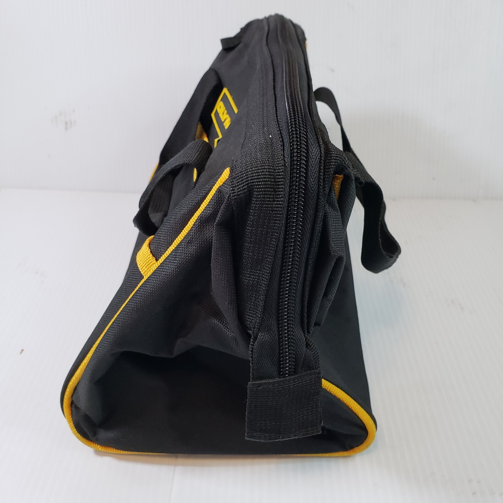 13 Inch Wide Mouth Tool Bag Molded Waterproof Base With 3 Pockets