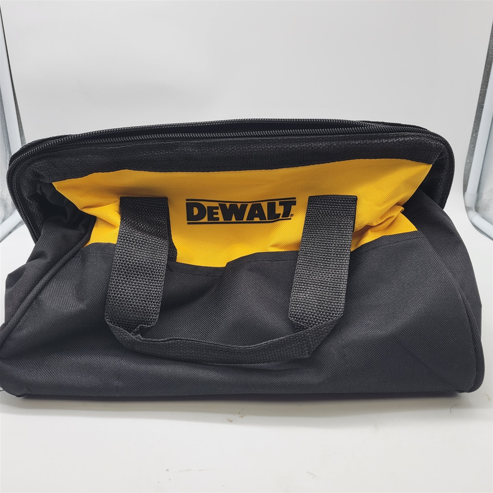 DEWALT 33CM» Mini Heavy Duty Contractor Tool Bag [N037466]