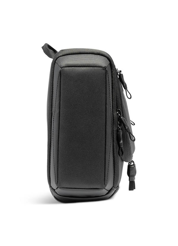 Veto Norwalk 8.85L hanging zippered toiletry bag
