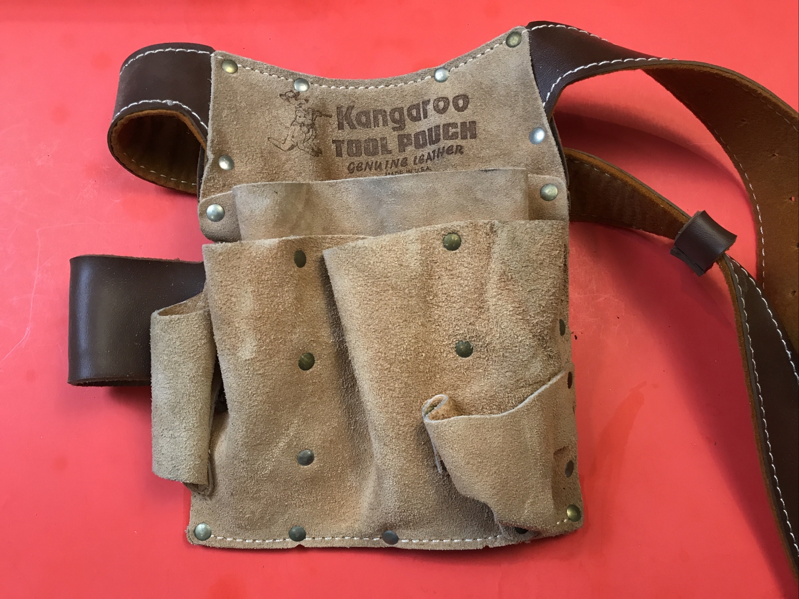 RARE! VTG NEW IN BOX, NEVER WORN! Kangaroo Tool Pouch, Genuine Leather Pro-Style