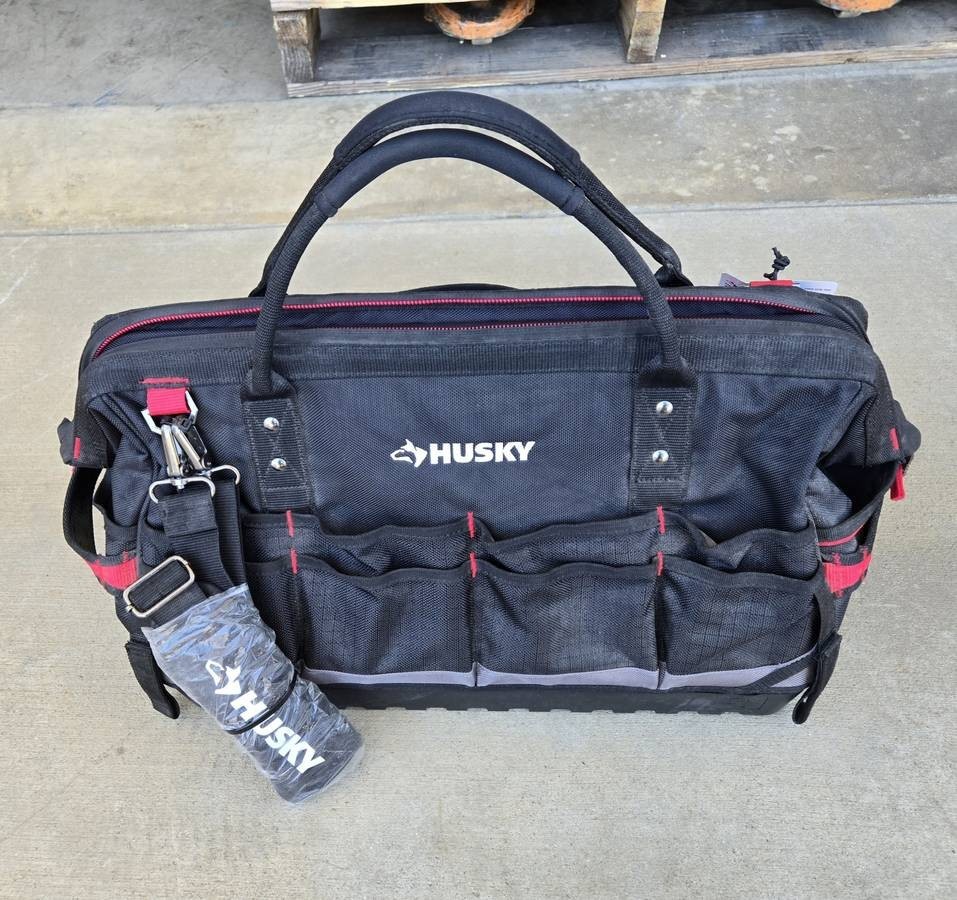 Husky Heavy-Duty 20 in. PRO Tool Bag 54 pockets NEW (31A)