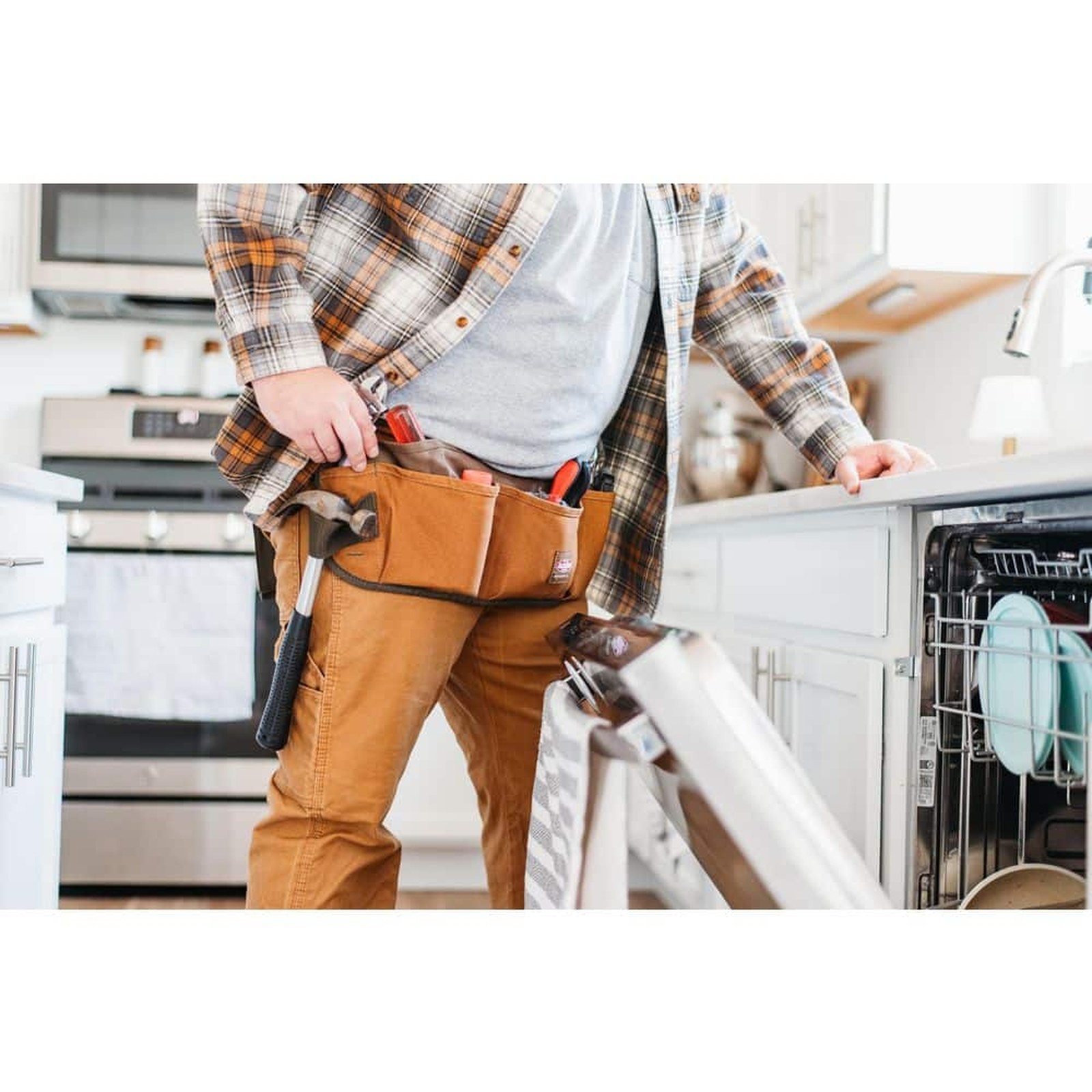 Bucket Boss 23 in. 13-Pocket Tool Work Apron