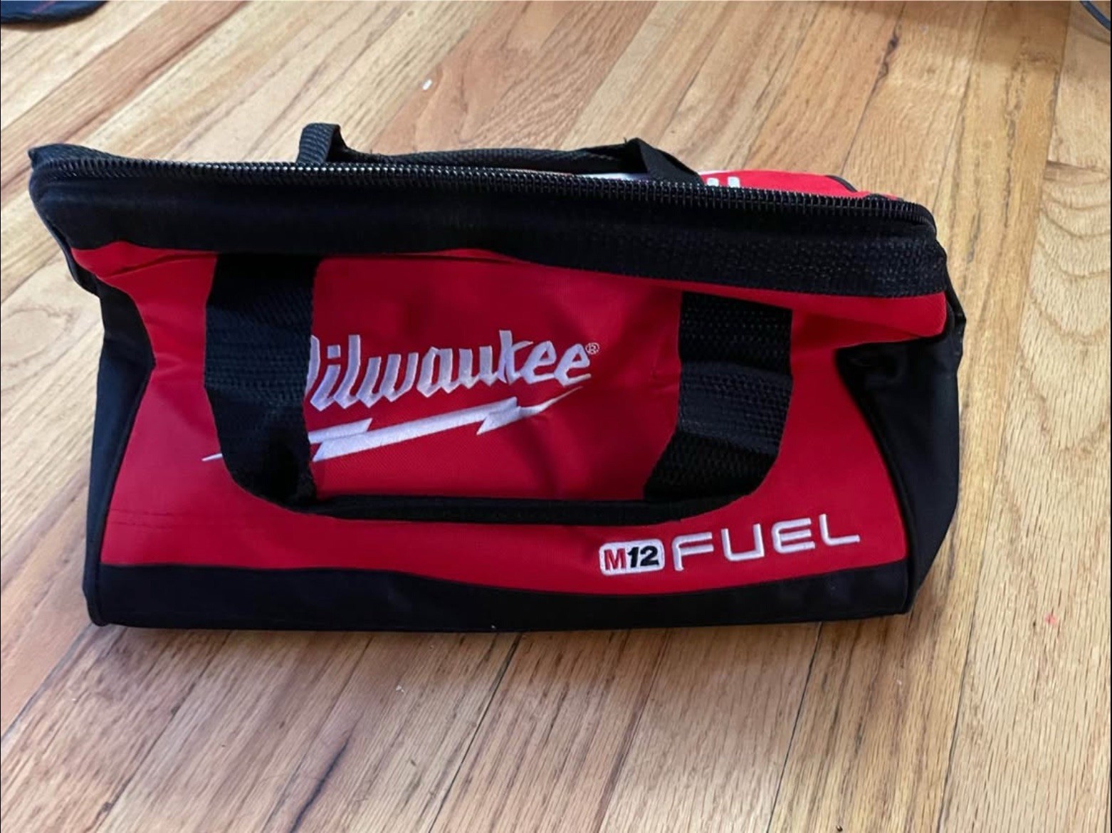 New Milwaukee FUEL M12 13″ Heavy Duty Contractors Tool Bag M18 13″ x 9″ x 10″