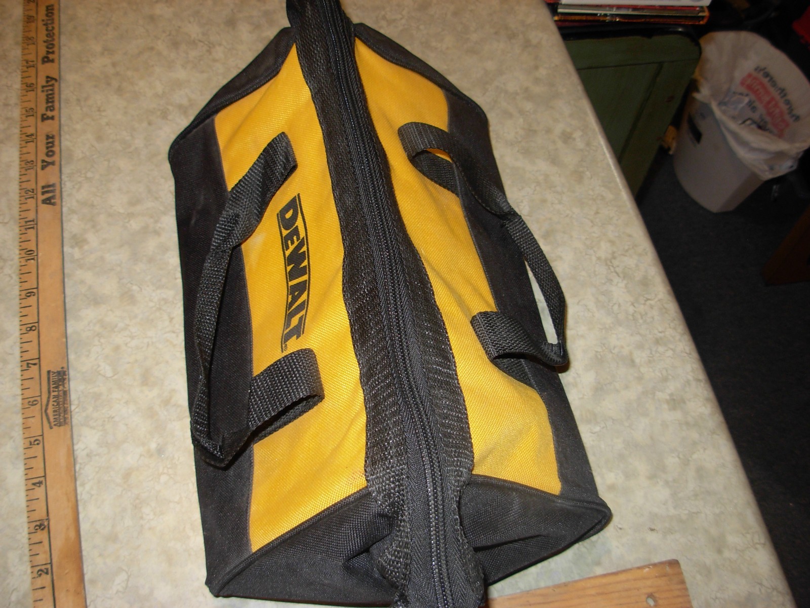 DeWalt 11″ HD Canvas Contractor Tool Storage Bag-used 11/9 inches