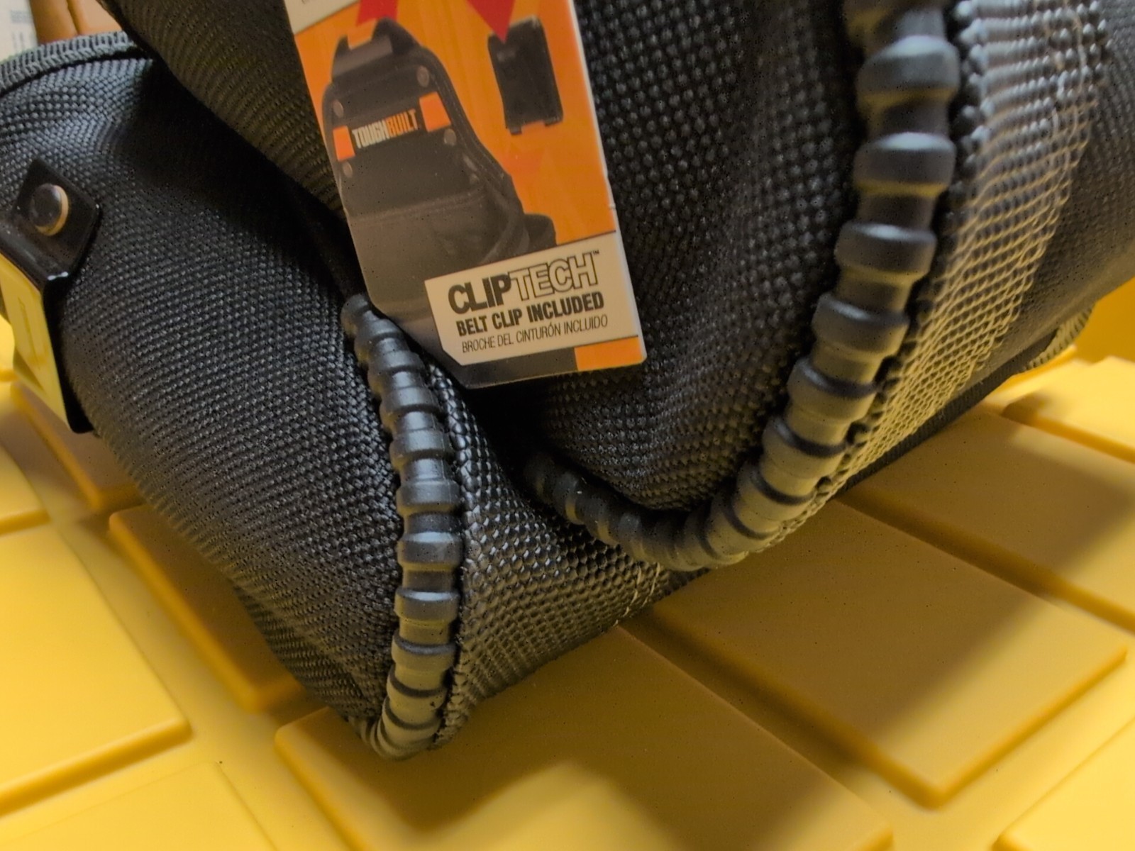 ToughBuilt Mega Supply Pouch TB-CT-03 Cliptech Kickstand 7 Pockets & Loops Rare
