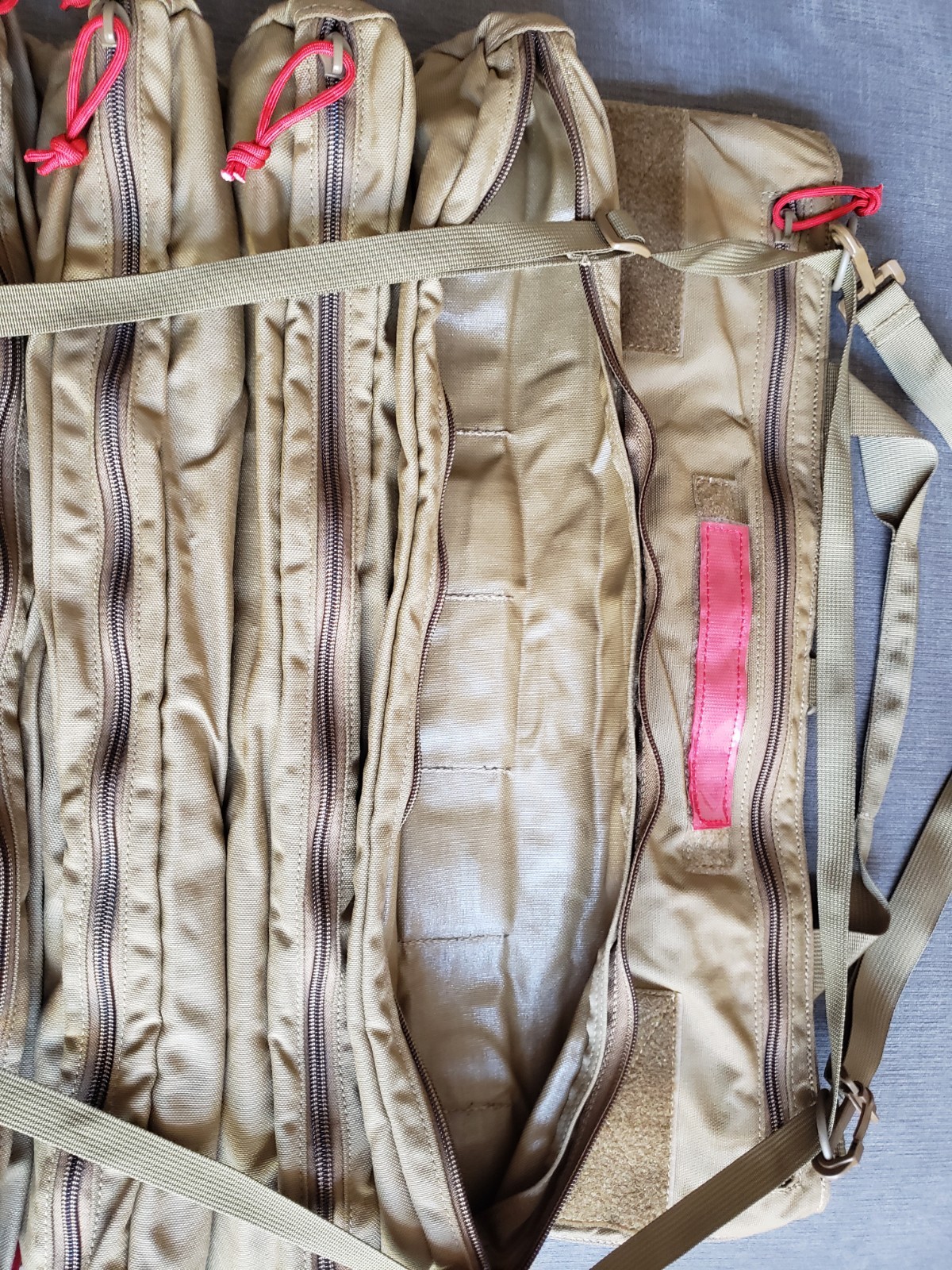 Atlas 46 Yorktrown Large Tool Roll 4 Pouch – Coyote Tan 23″ x 19″ – BRAND NEW!